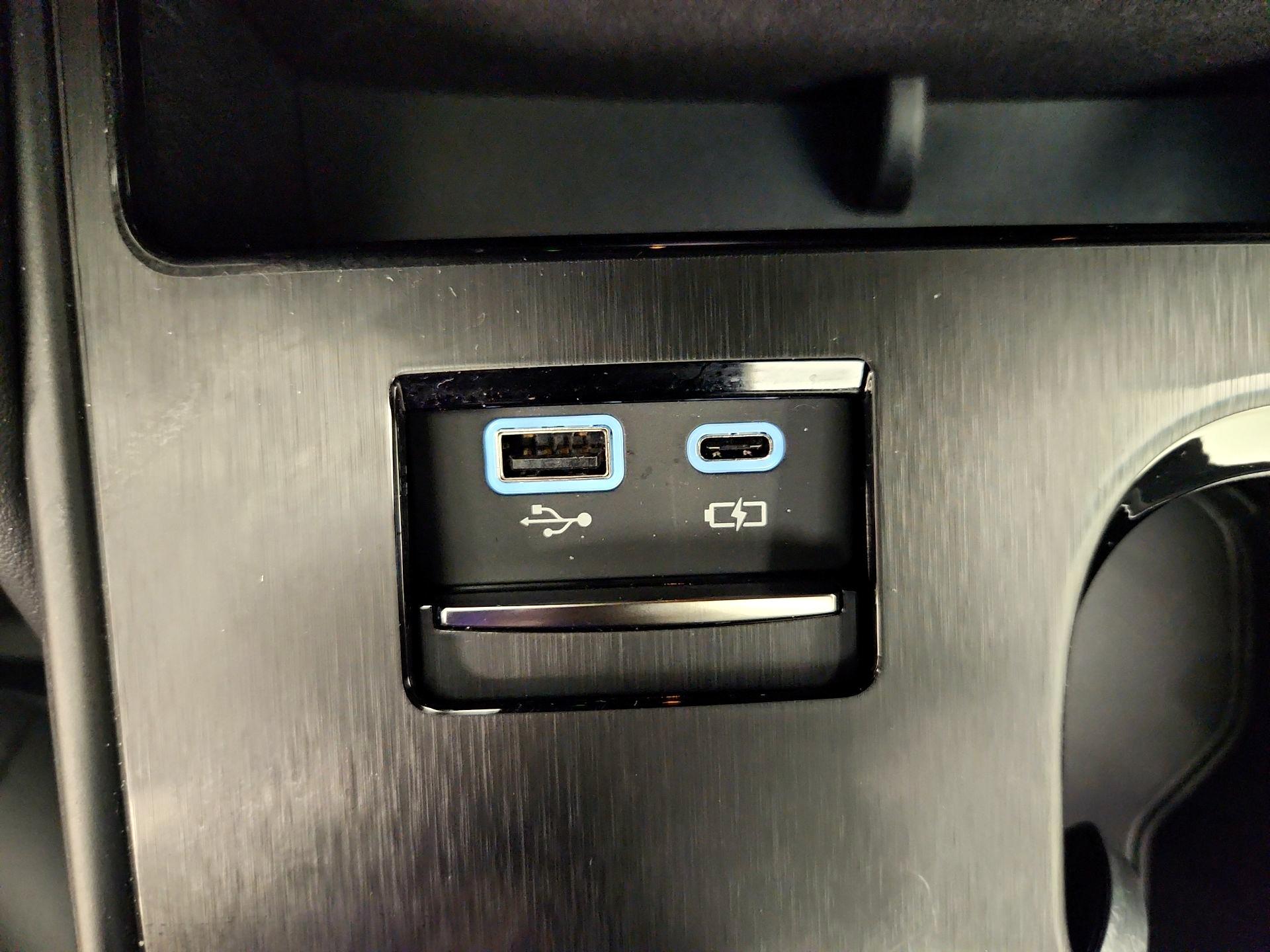 Thumbnail: 2024 Lexus ES - 19