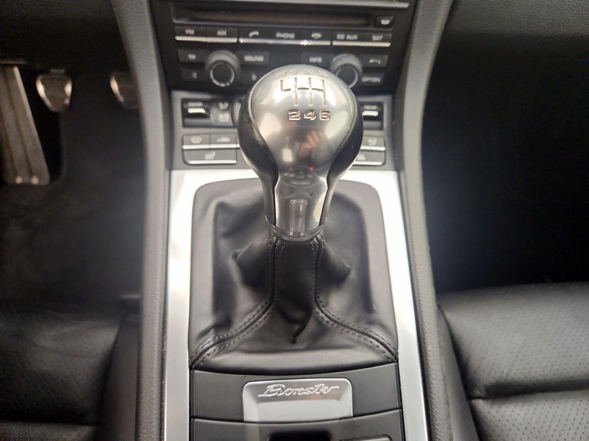 Thumbnail: 2016 Porsche Boxster - 16