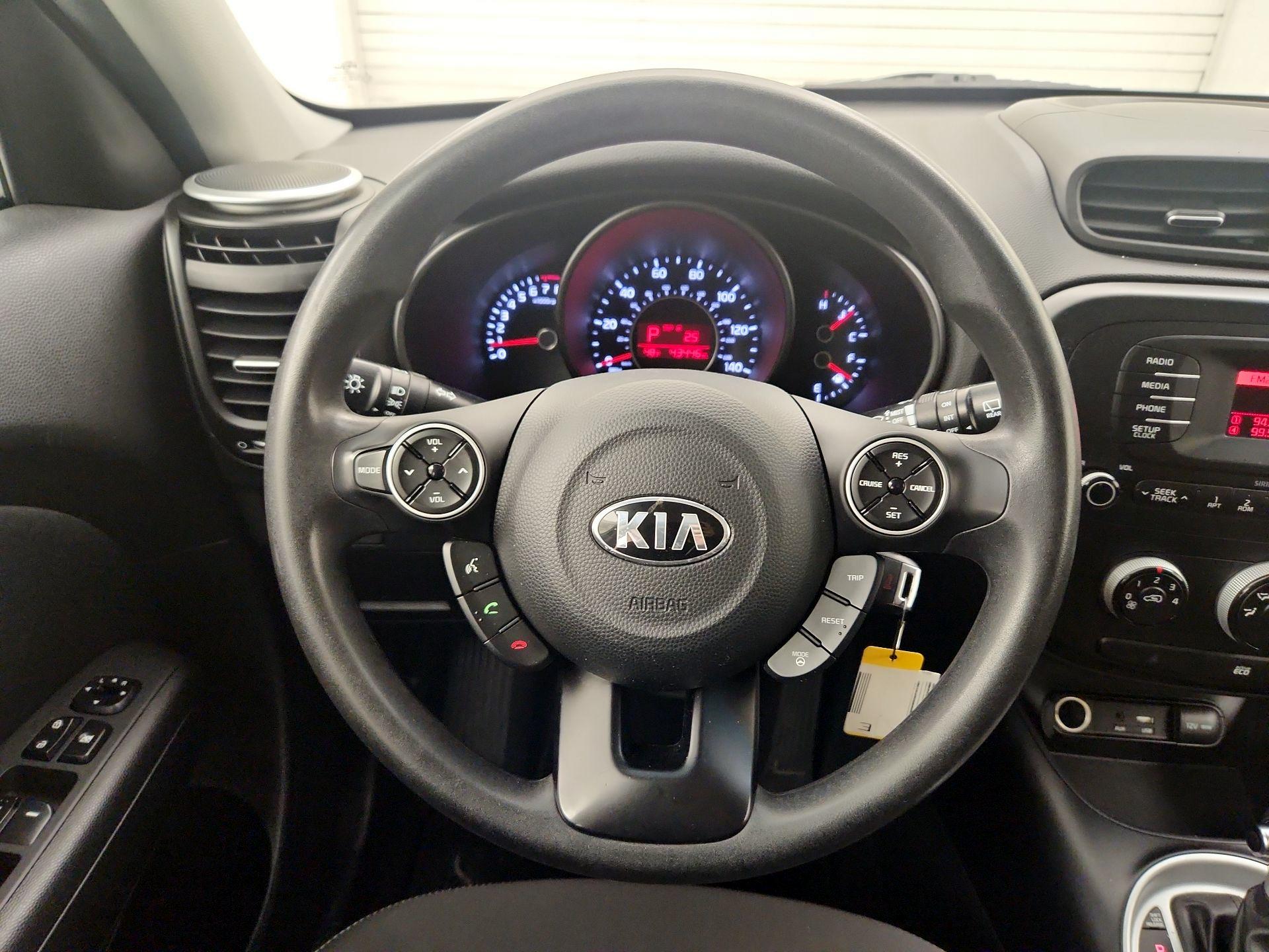 Thumbnail: 2016 Kia Soul - 10