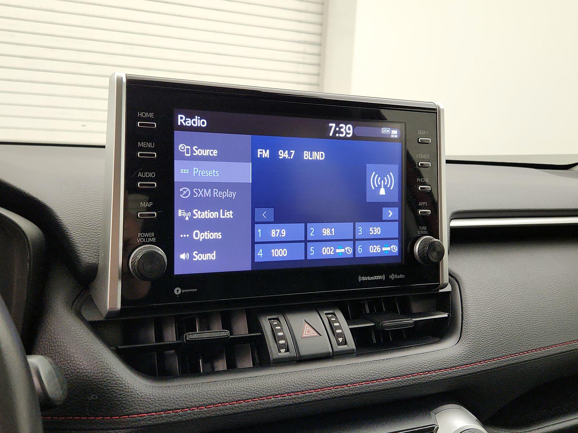 Thumbnail: 2022 Toyota RAV4 - 15