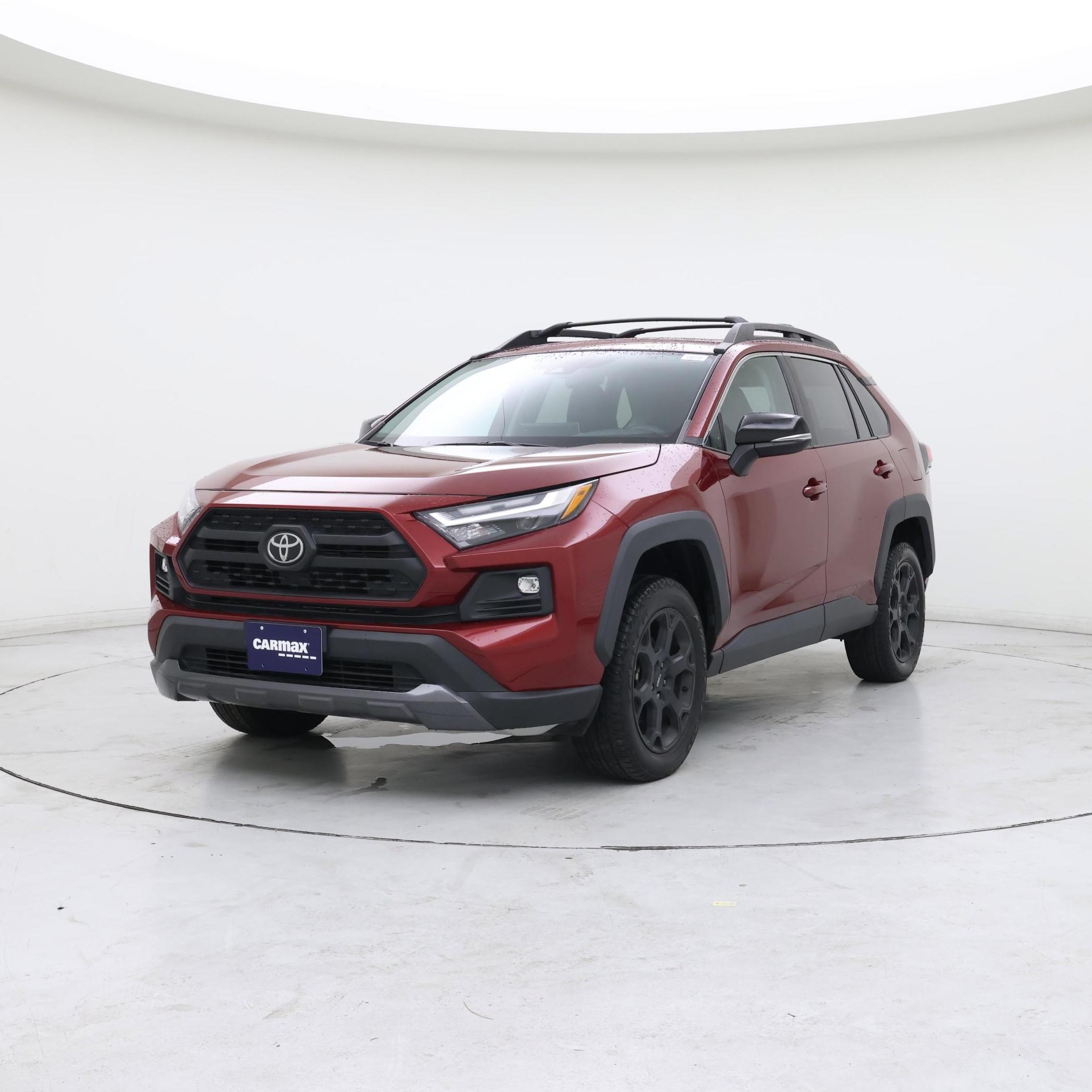 Thumbnail: 2022 Toyota RAV4 - 4