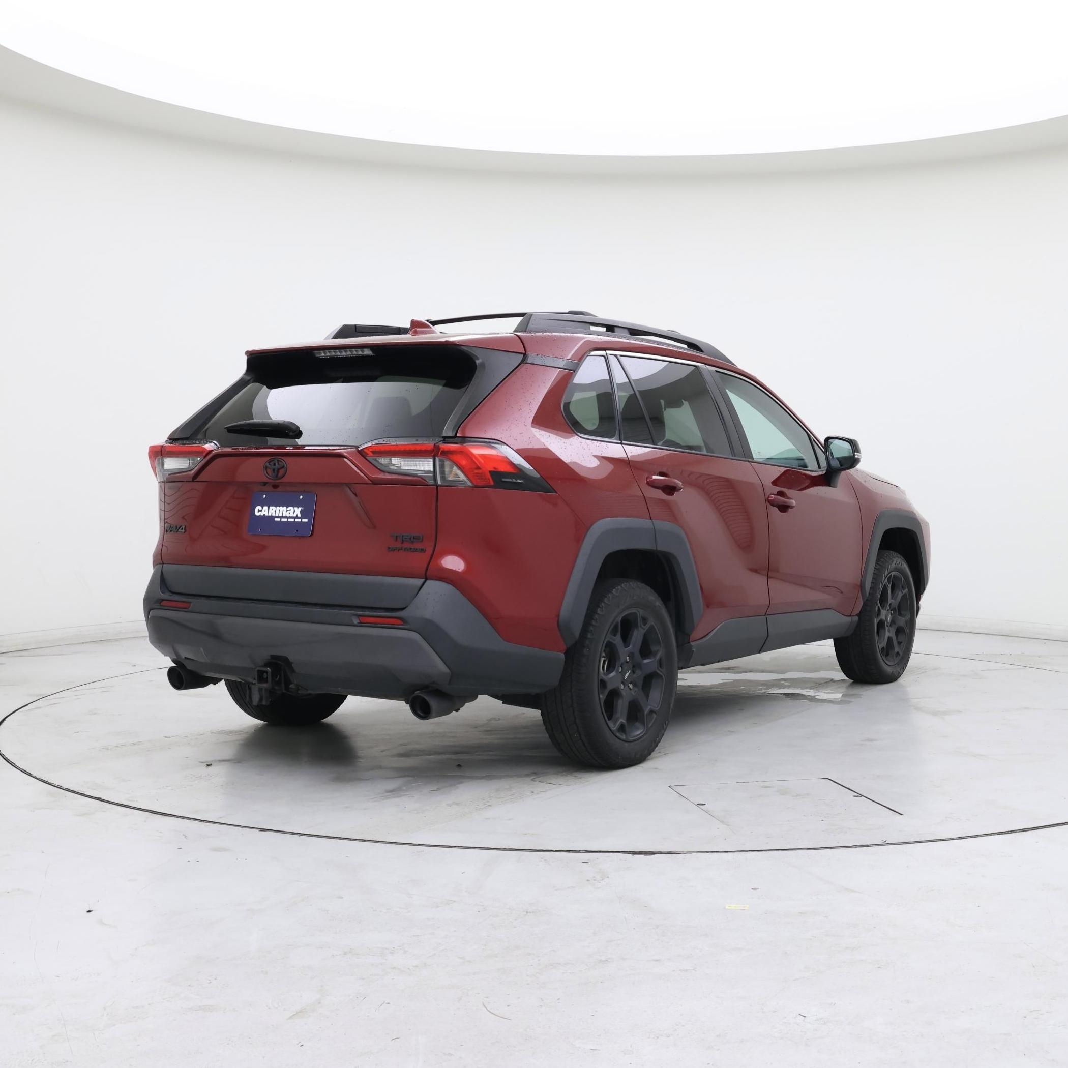 Thumbnail: 2022 Toyota RAV4 - 8