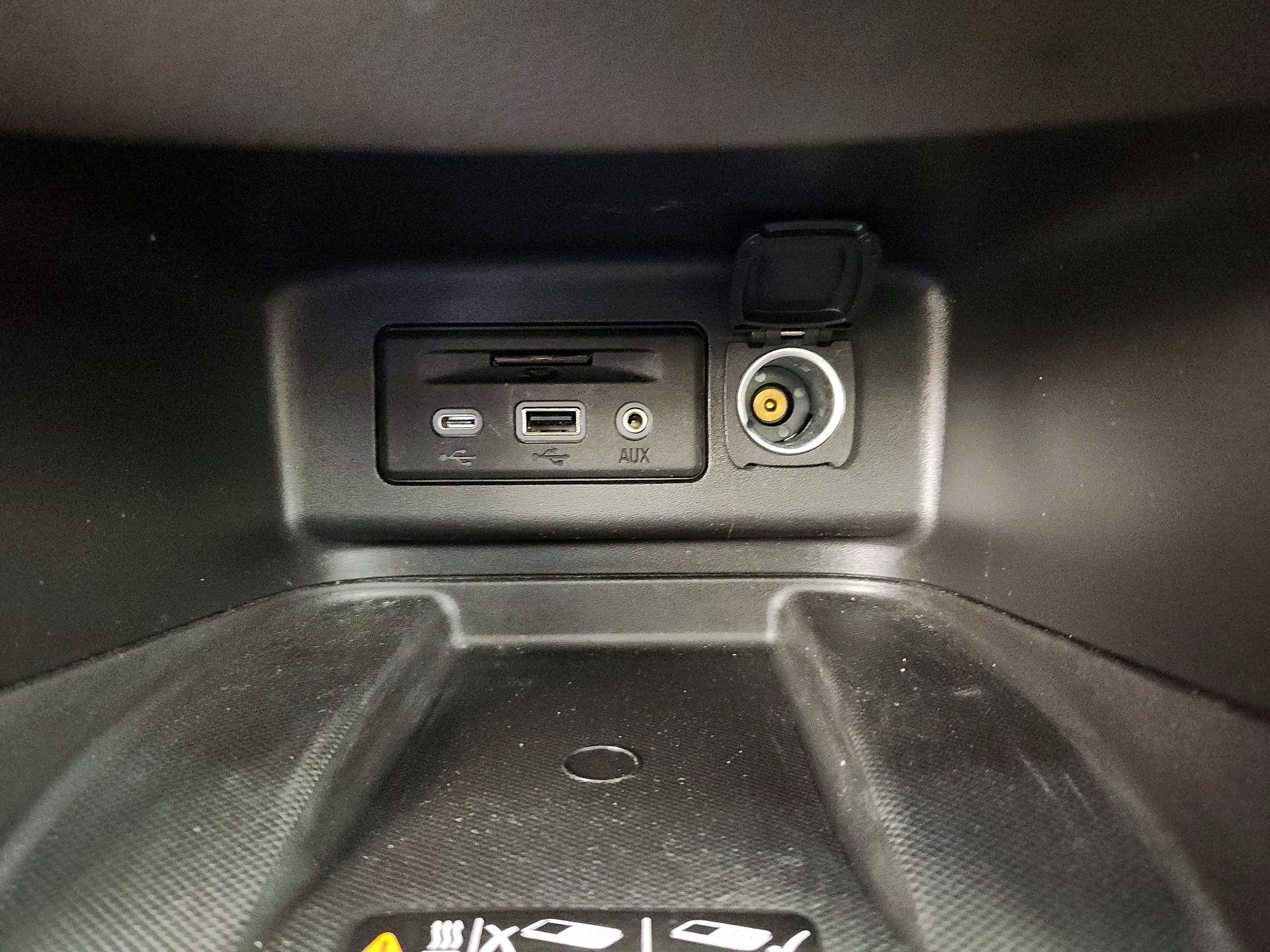 Thumbnail: 2023 Chevrolet Equinox - 19