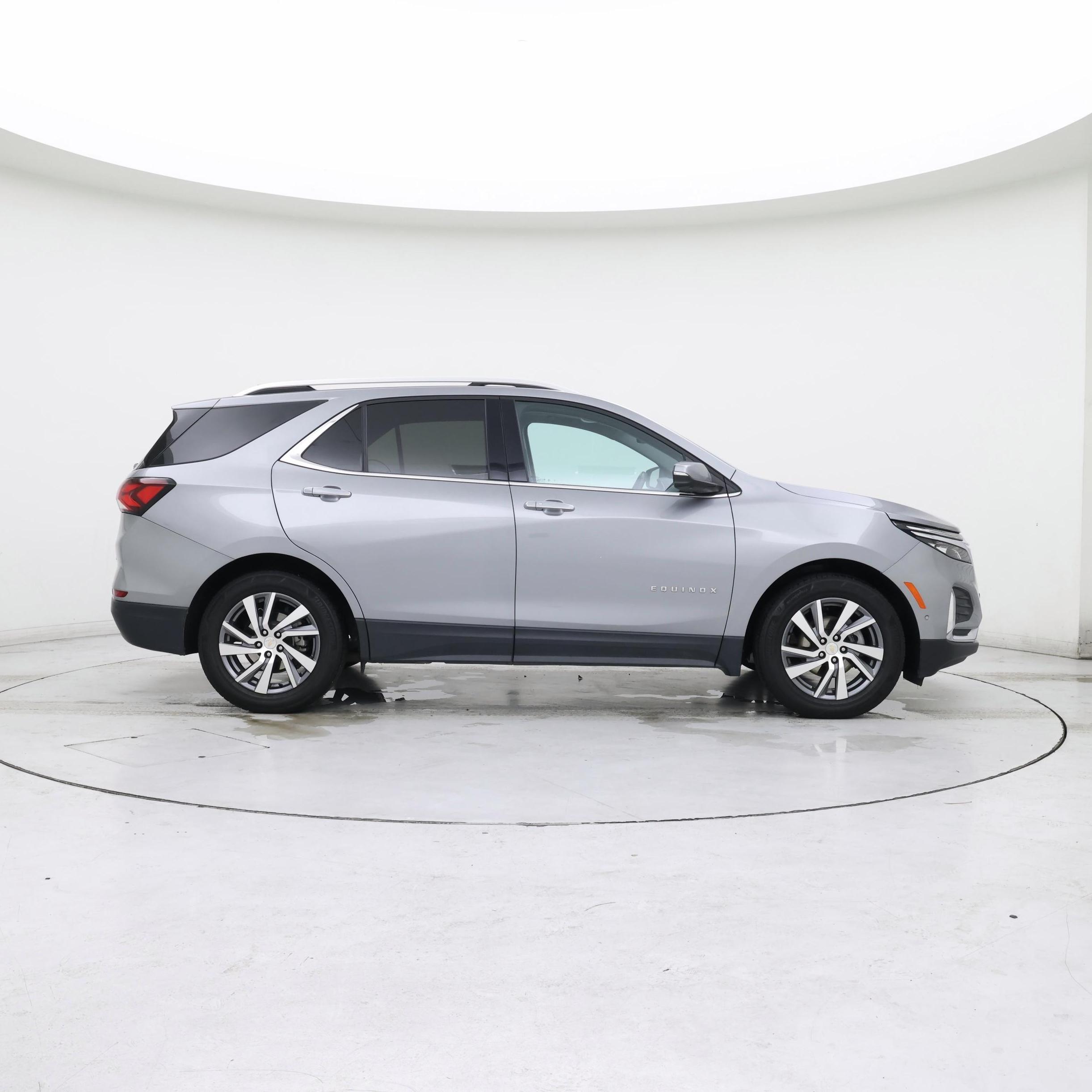 Thumbnail: 2023 Chevrolet Equinox - 7