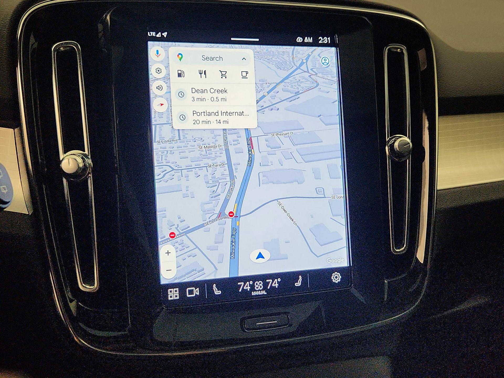 Thumbnail: 2024 Volvo XC40 - 14