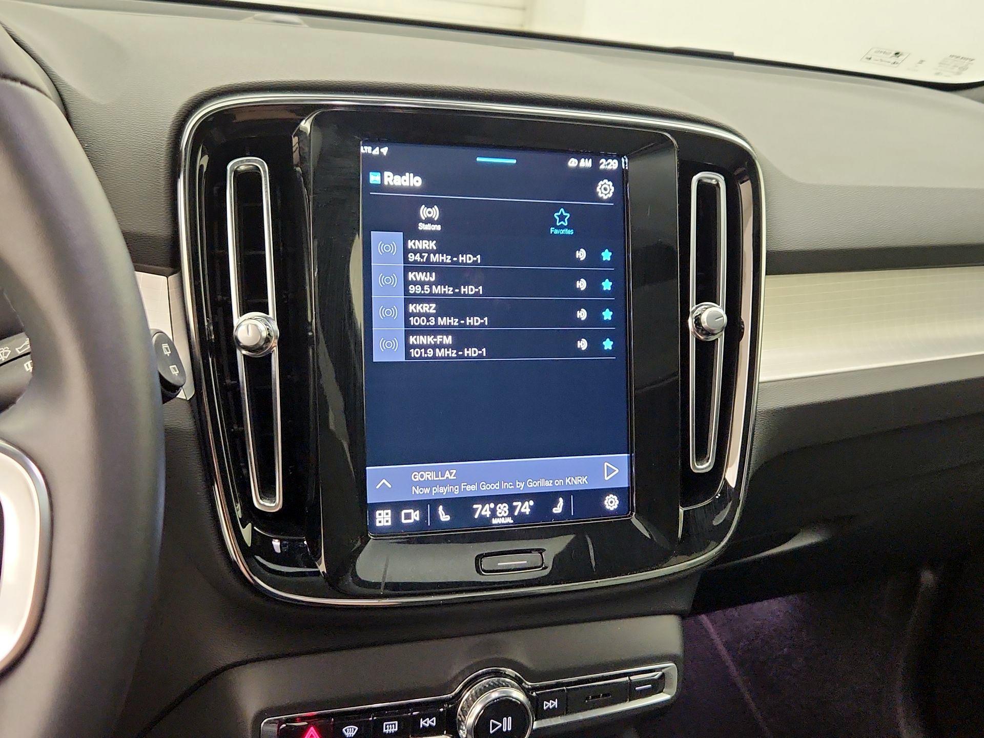 Thumbnail: 2024 Volvo XC40 - 16