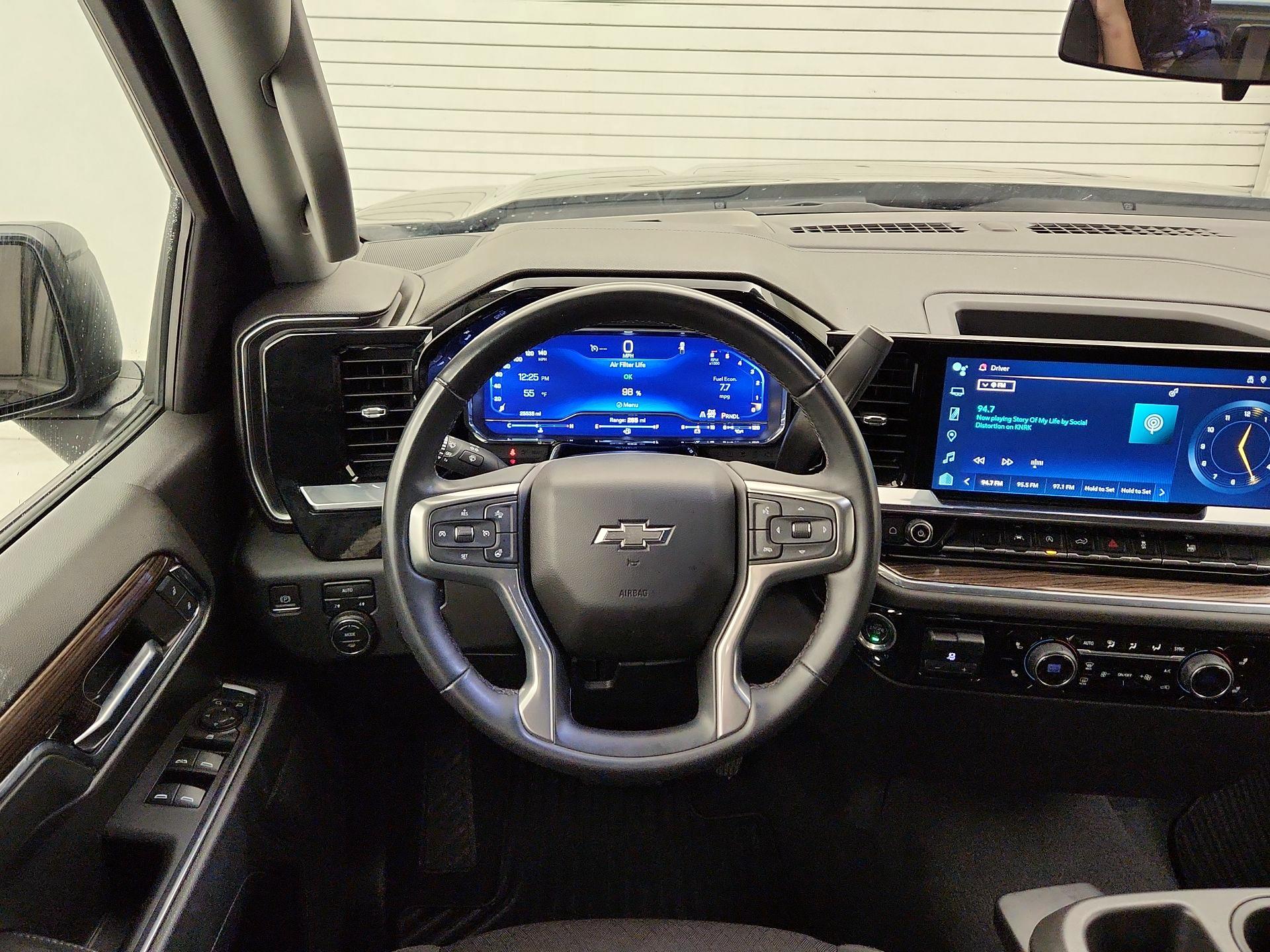 Thumbnail: 2023 Chevrolet Silverado 1500 - 10