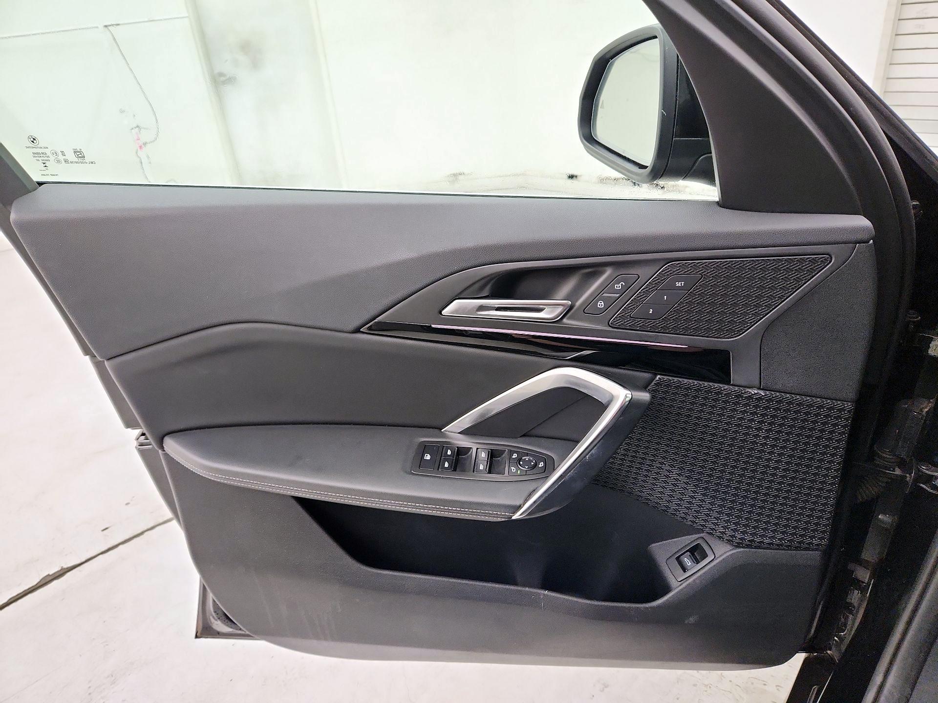 Thumbnail: 2023 BMW X1 - 12