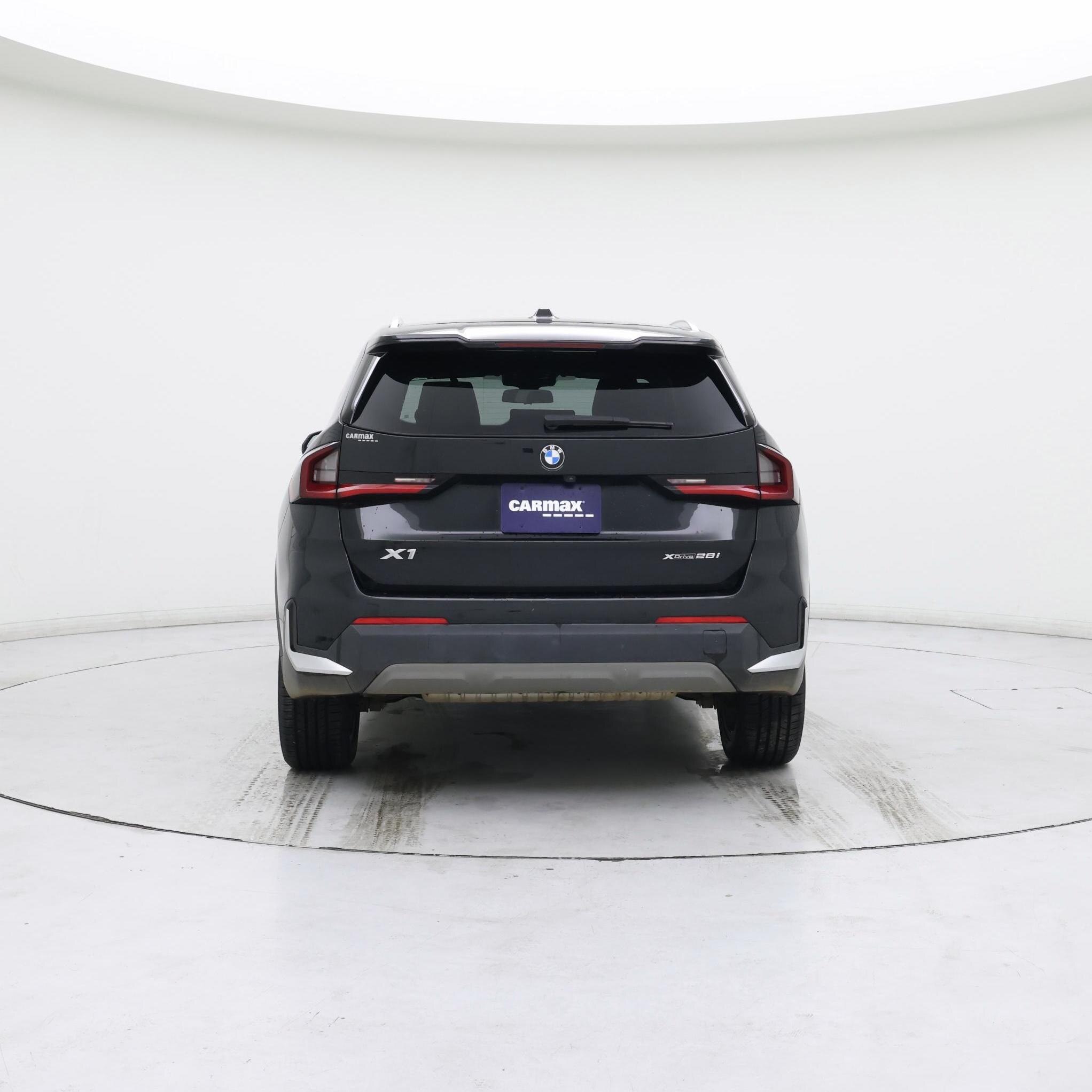 Thumbnail: 2023 BMW X1 - 6