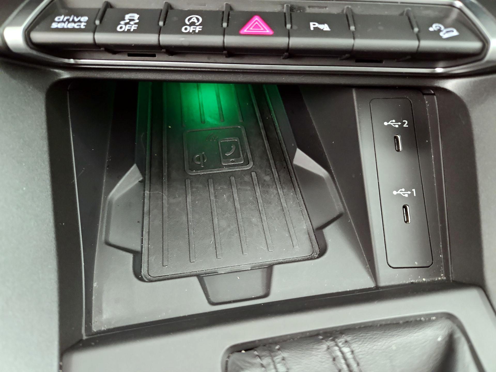 Thumbnail: 2023 Audi Q3 - 18