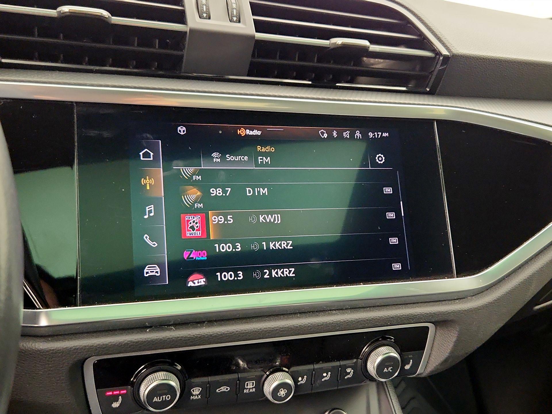 Thumbnail: 2022 Audi Q3 - 15