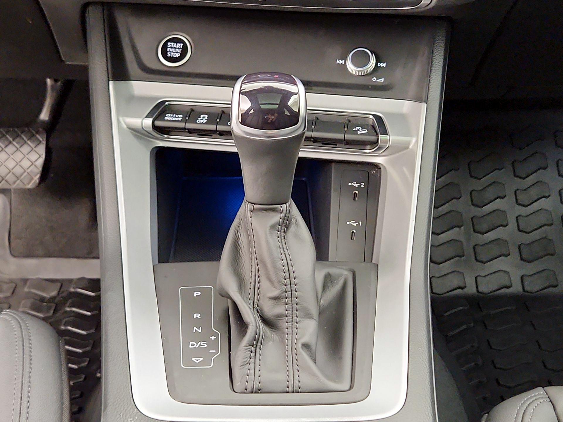 Thumbnail: 2022 Audi Q3 - 17