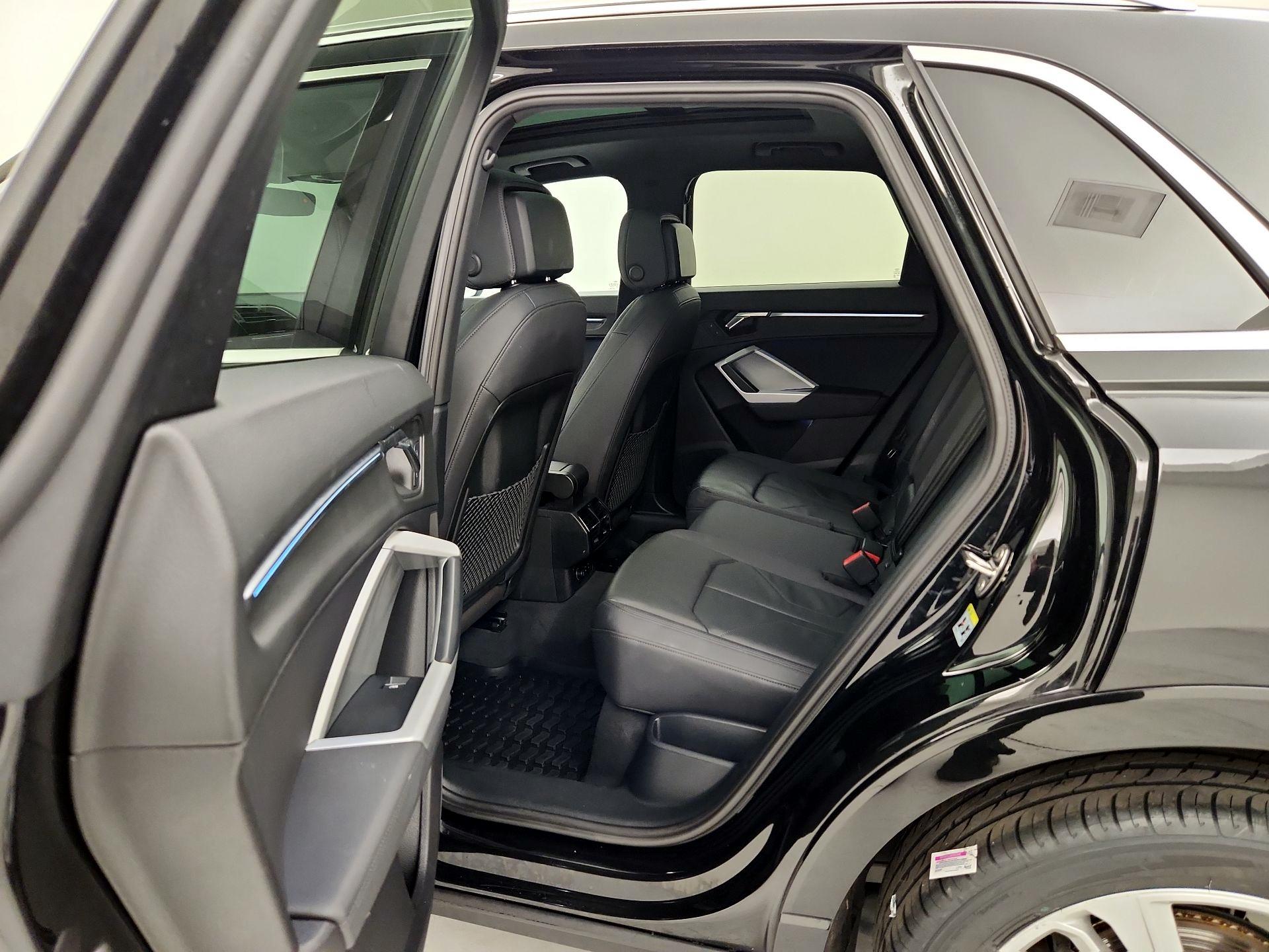 Thumbnail: 2022 Audi Q3 - 20