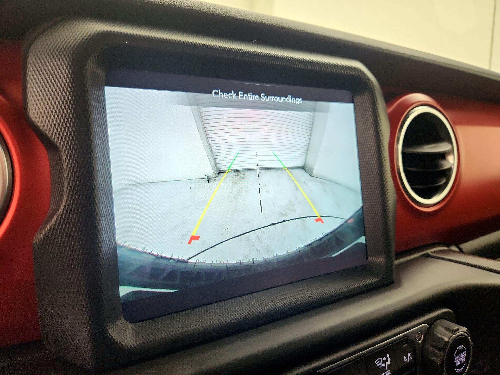 Thumbnail: 2021 Jeep Wrangler - 15