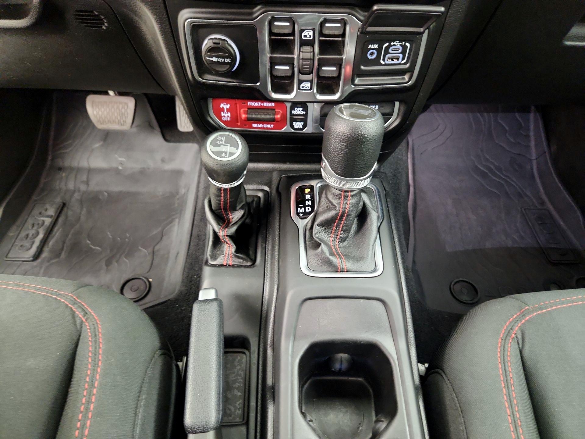 Thumbnail: 2021 Jeep Wrangler - 18