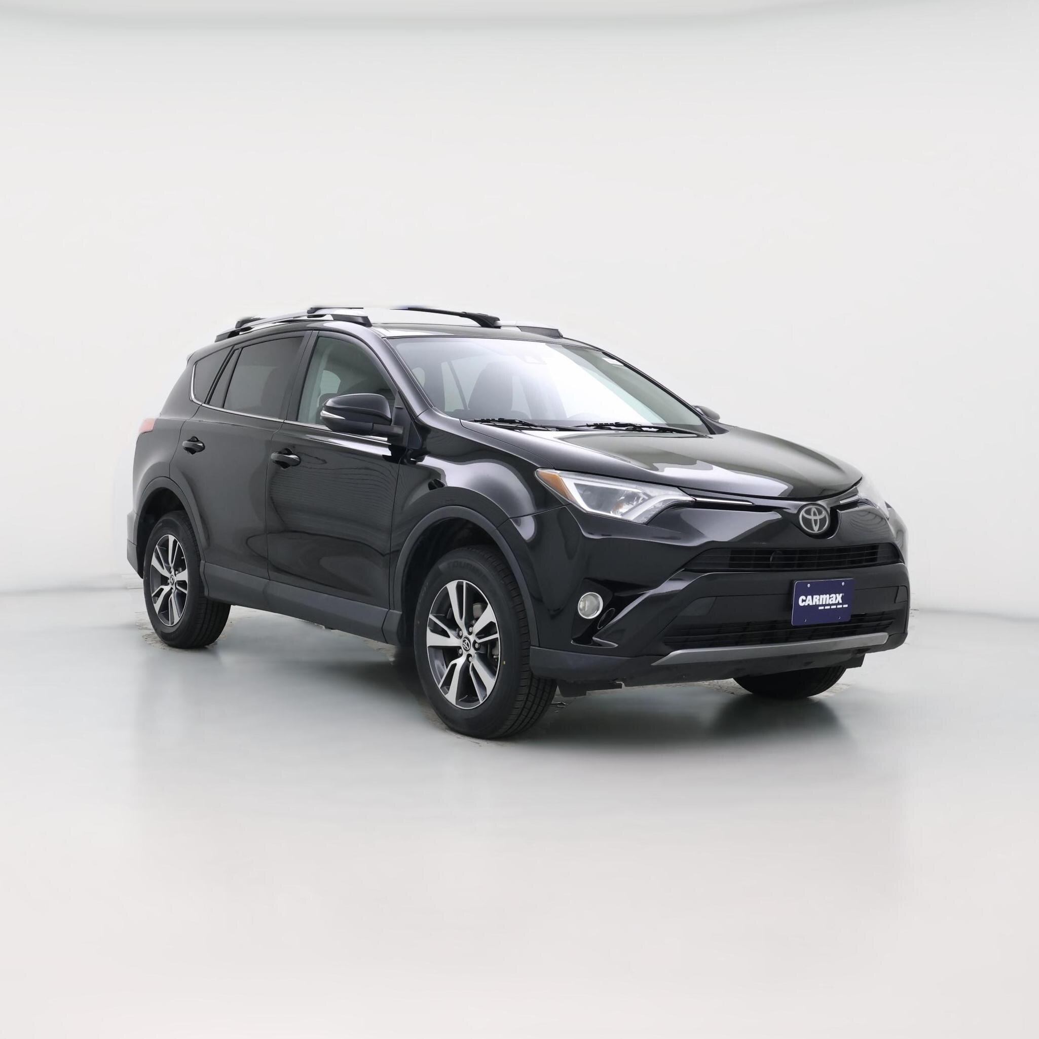 Thumbnail: 2017 Toyota RAV4 - 1