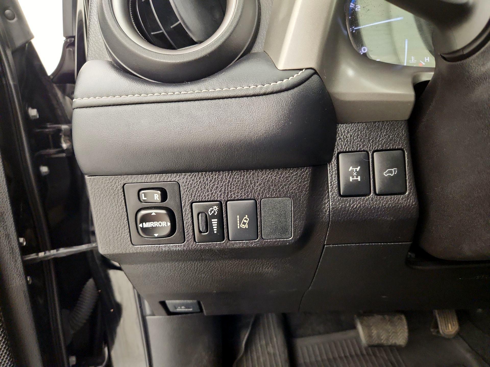 Thumbnail: 2017 Toyota RAV4 - 13