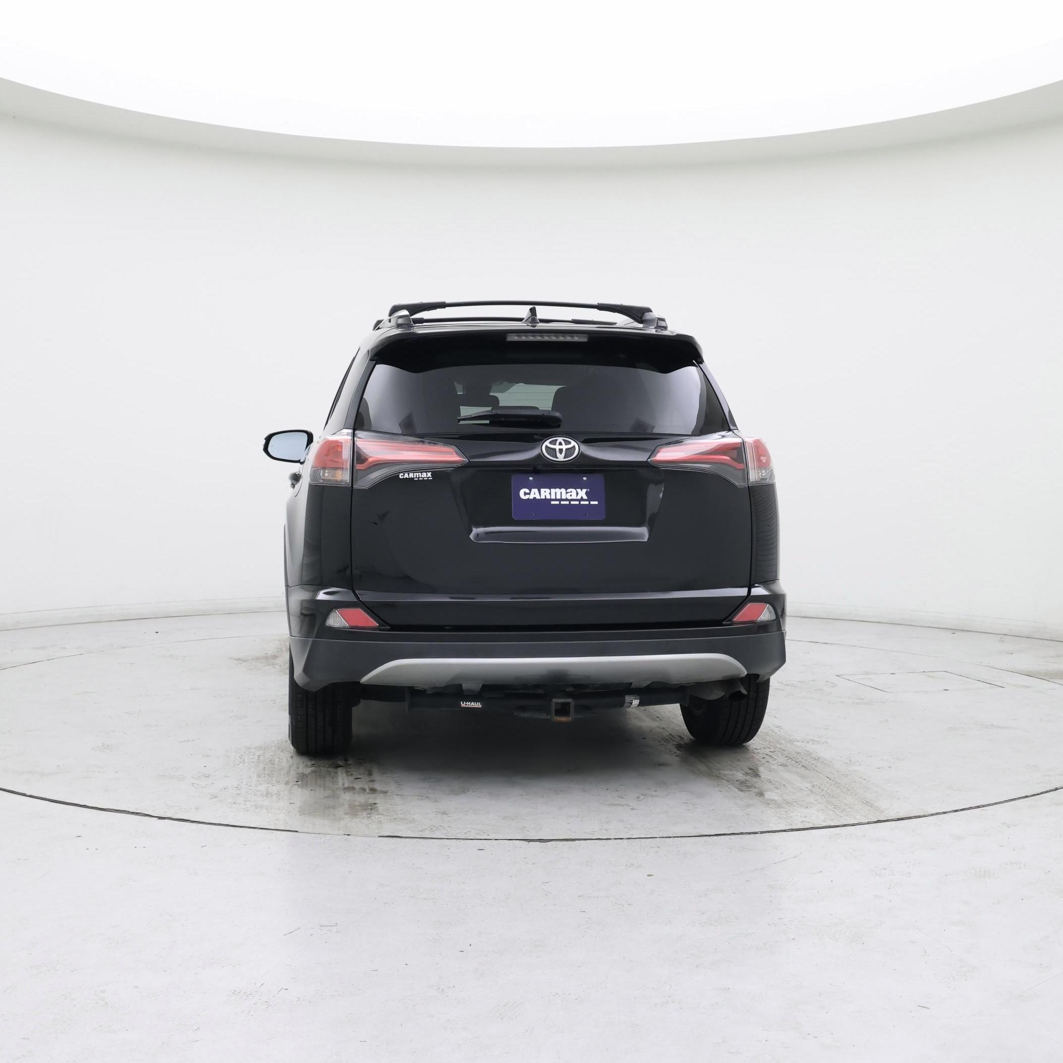 Thumbnail: 2017 Toyota RAV4 - 6