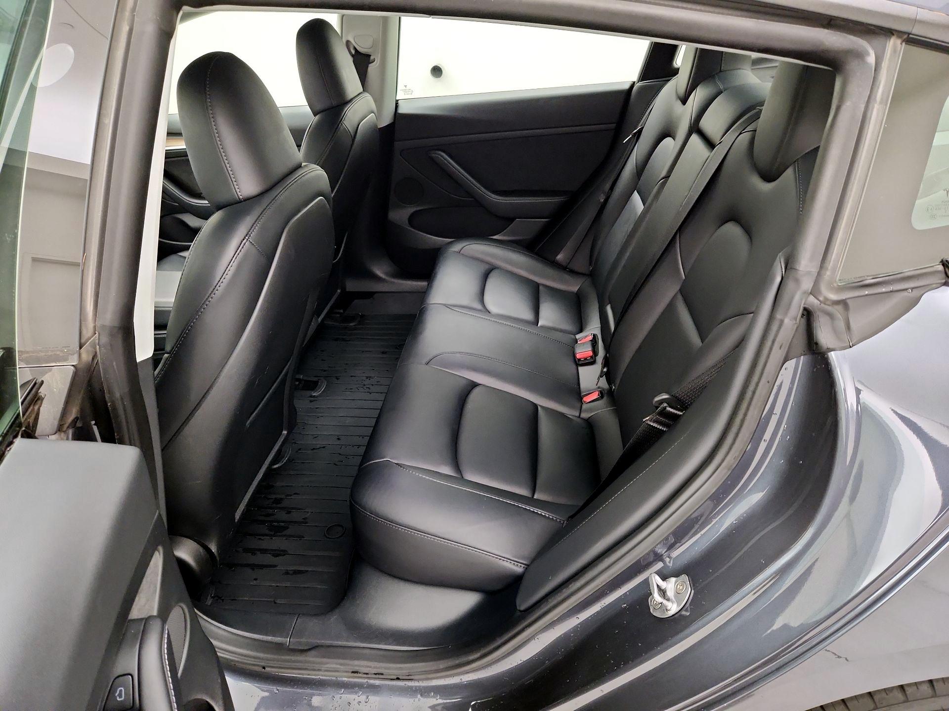 Thumbnail: 2023 Tesla Model 3 - 20