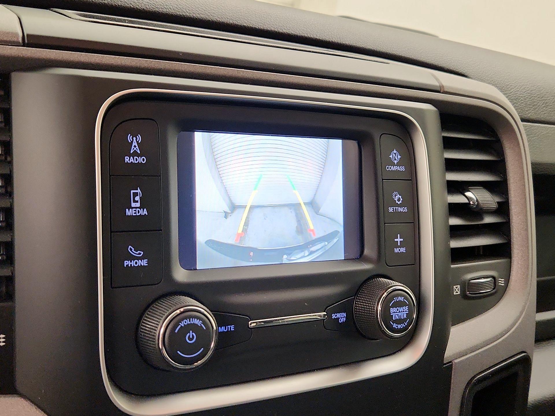 Thumbnail: 2021 RAM 1500 Classic - 14