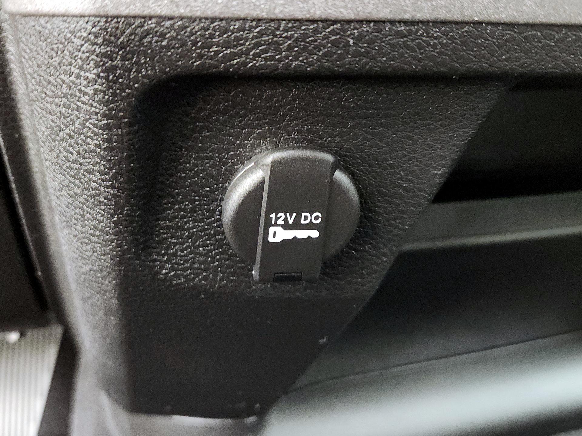 Thumbnail: 2021 RAM 1500 Classic - 18