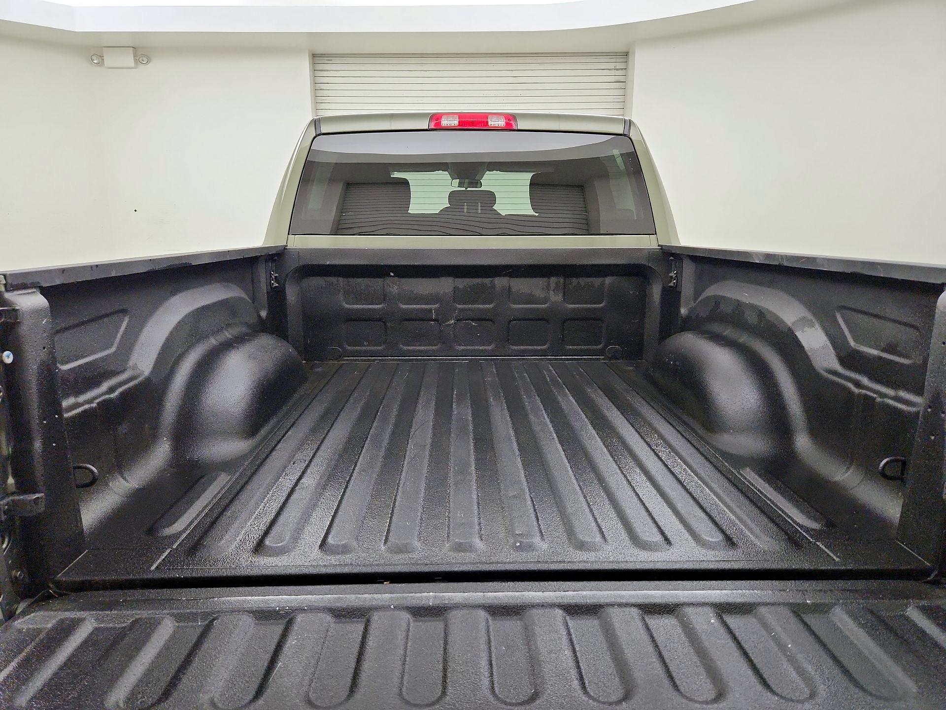 Thumbnail: 2021 RAM 1500 Classic - 20