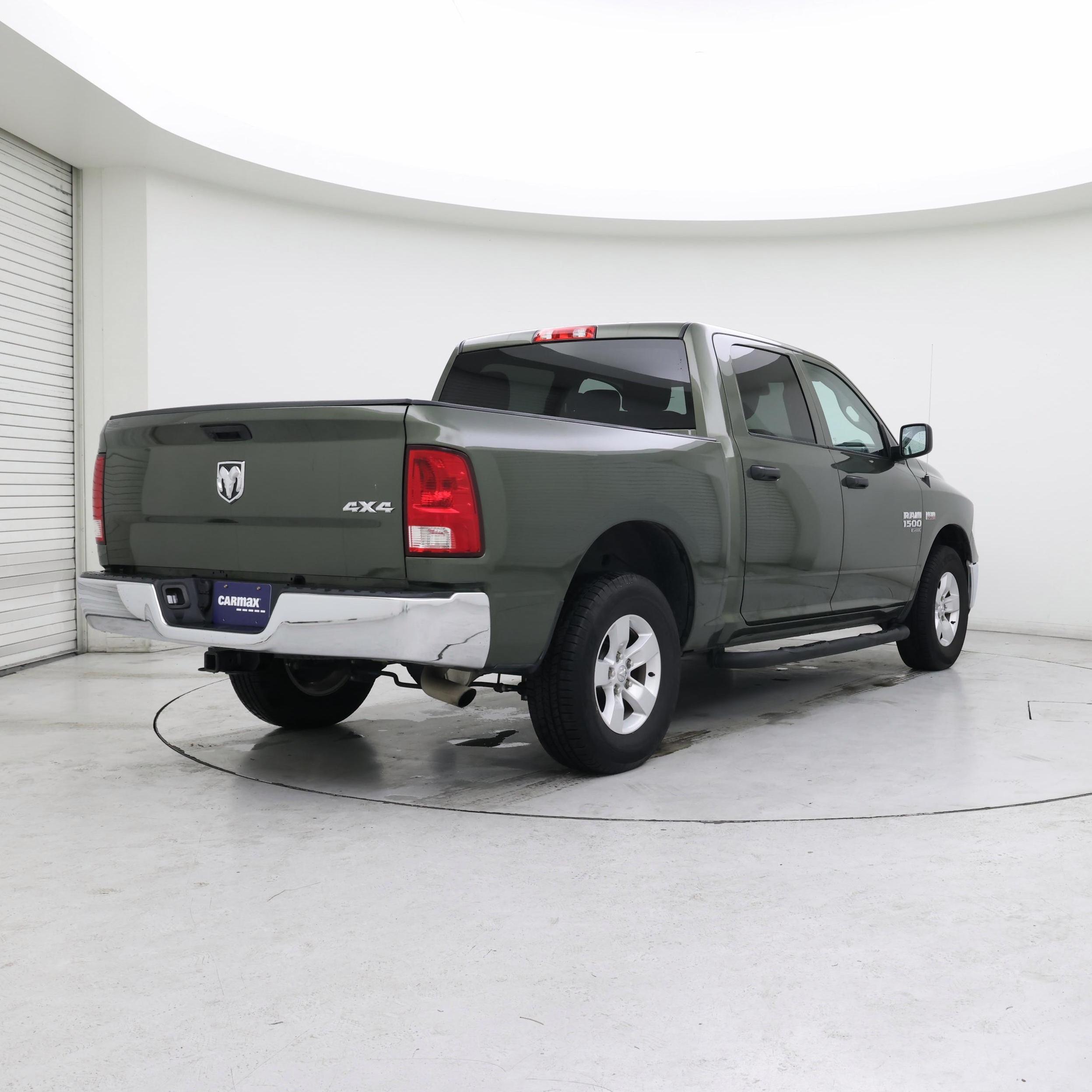 Thumbnail: 2021 RAM 1500 Classic - 8