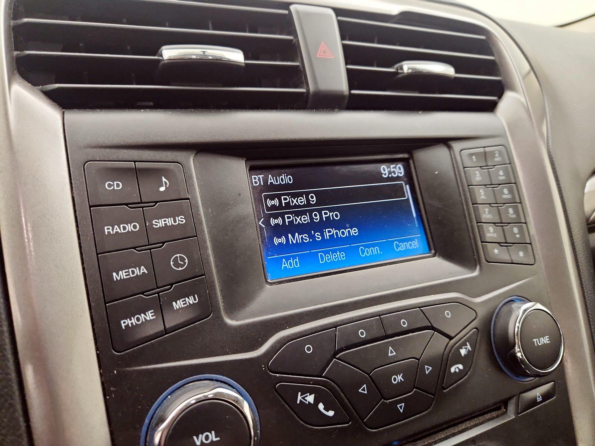 Thumbnail: 2017 Ford Fusion - 15