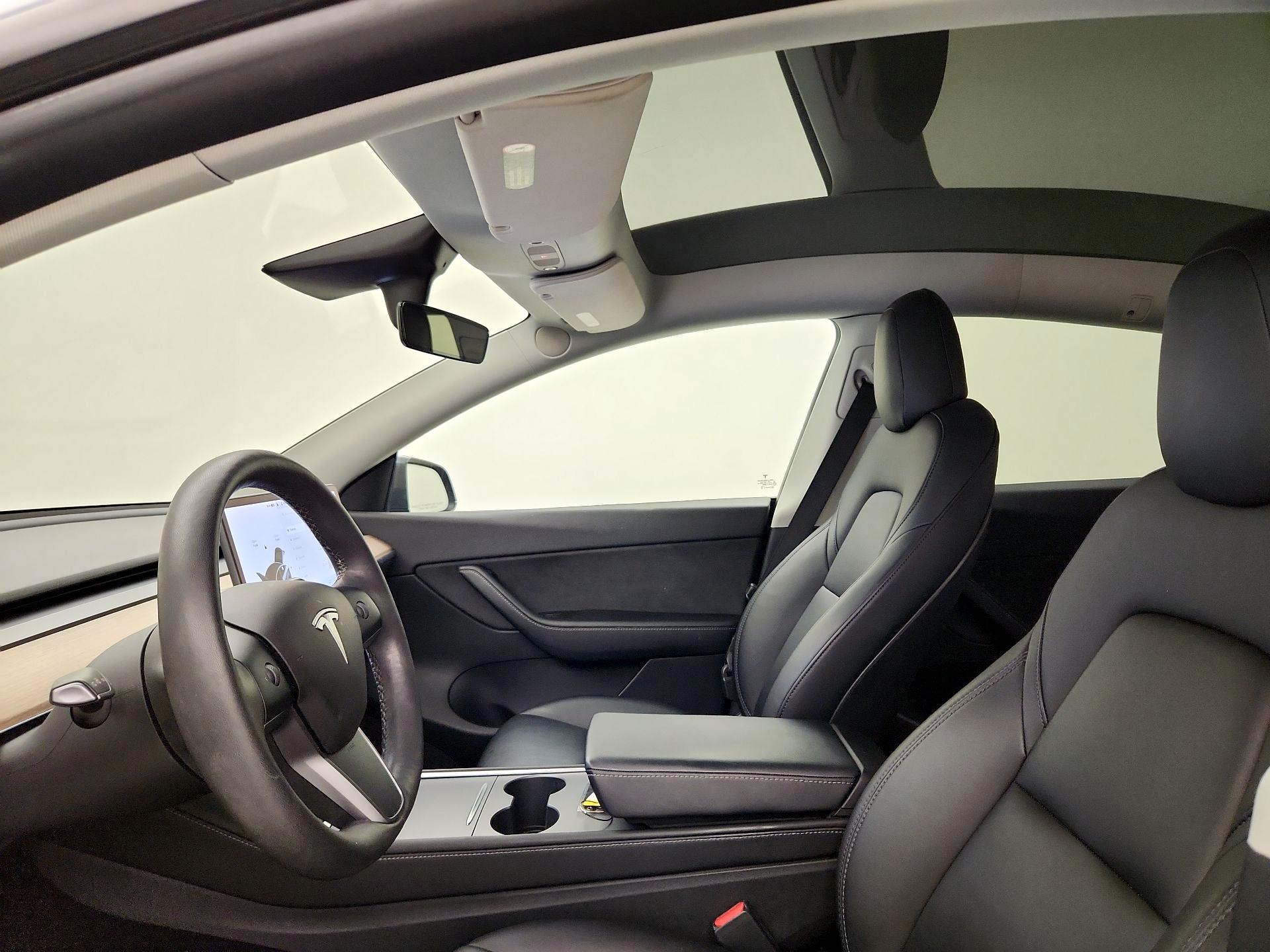 Thumbnail: 2021 Tesla Model Y - 19