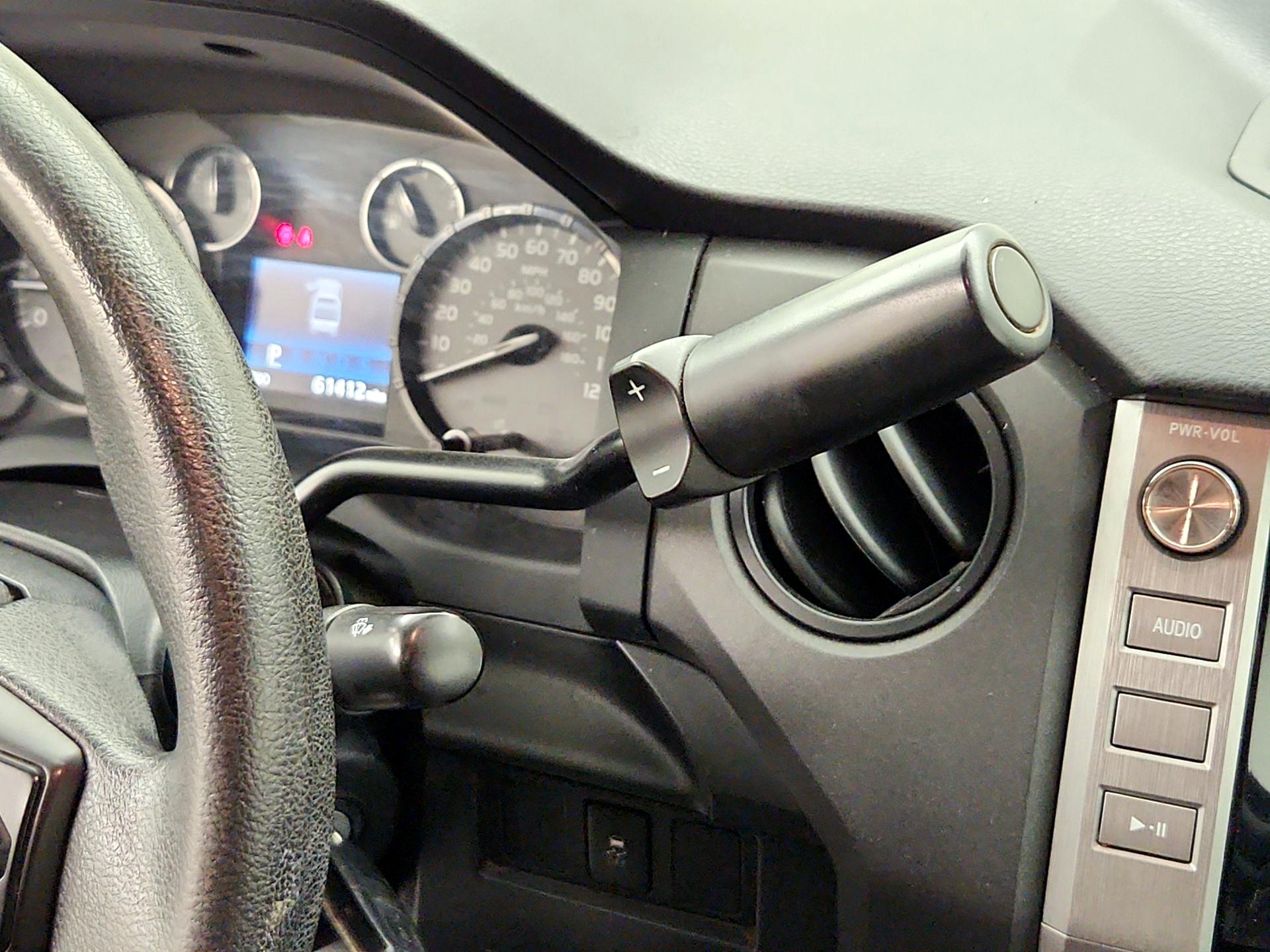 Thumbnail: 2014 Toyota Tundra - 17