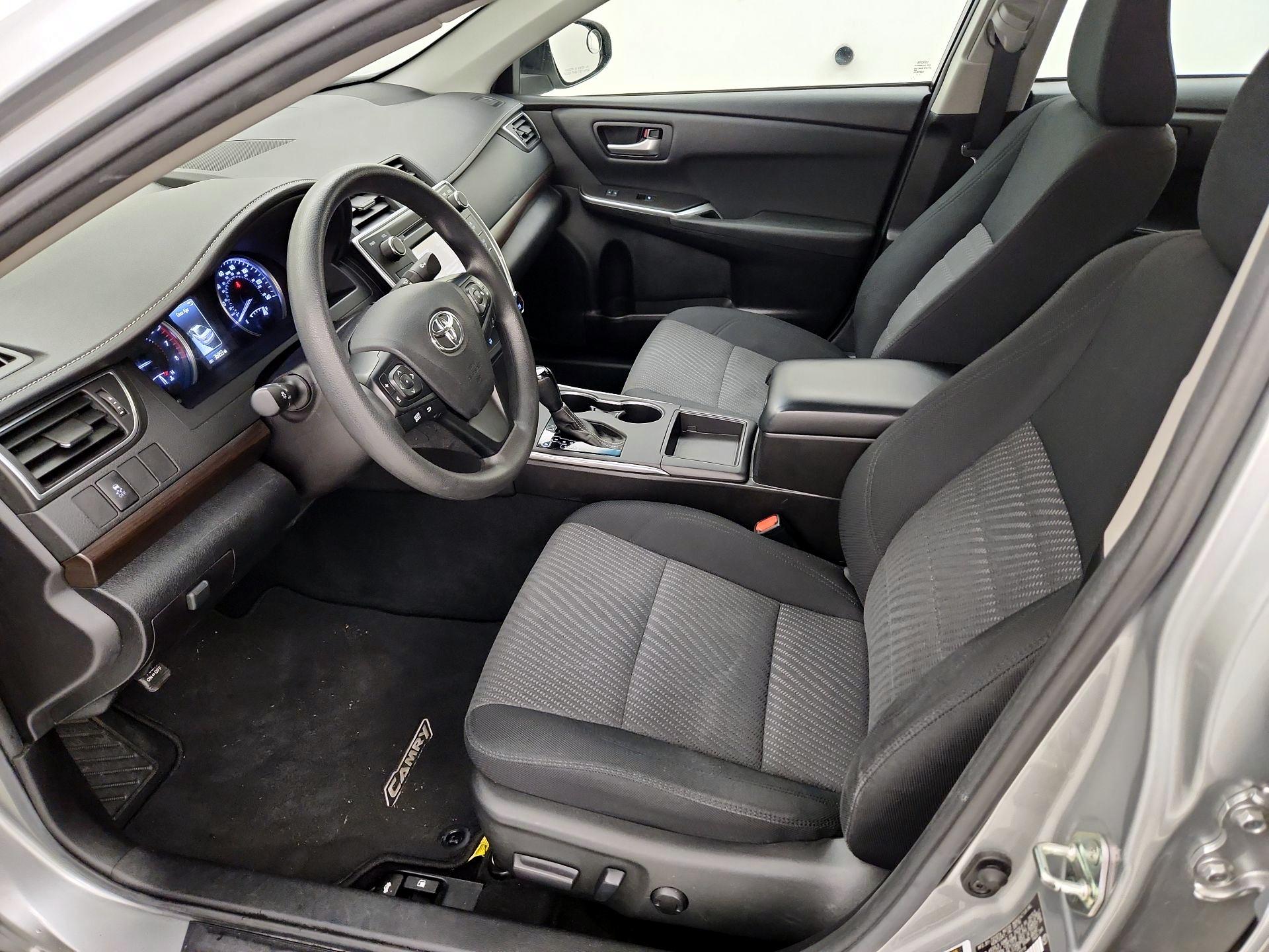 Thumbnail: 2017 Toyota Camry - 11