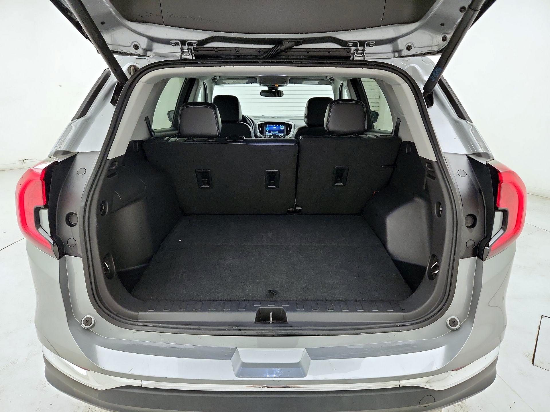 Thumbnail: 2024 GMC Terrain - 20