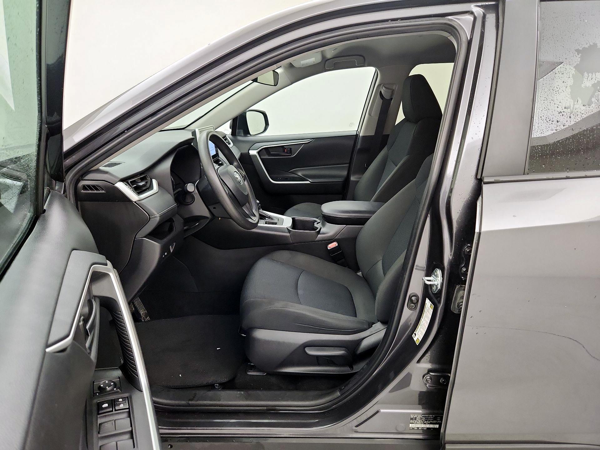 Thumbnail: 2024 Toyota RAV4 - 11