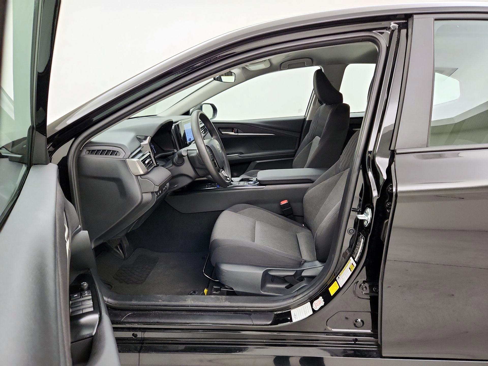 Thumbnail: 2025 Toyota Camry - 11