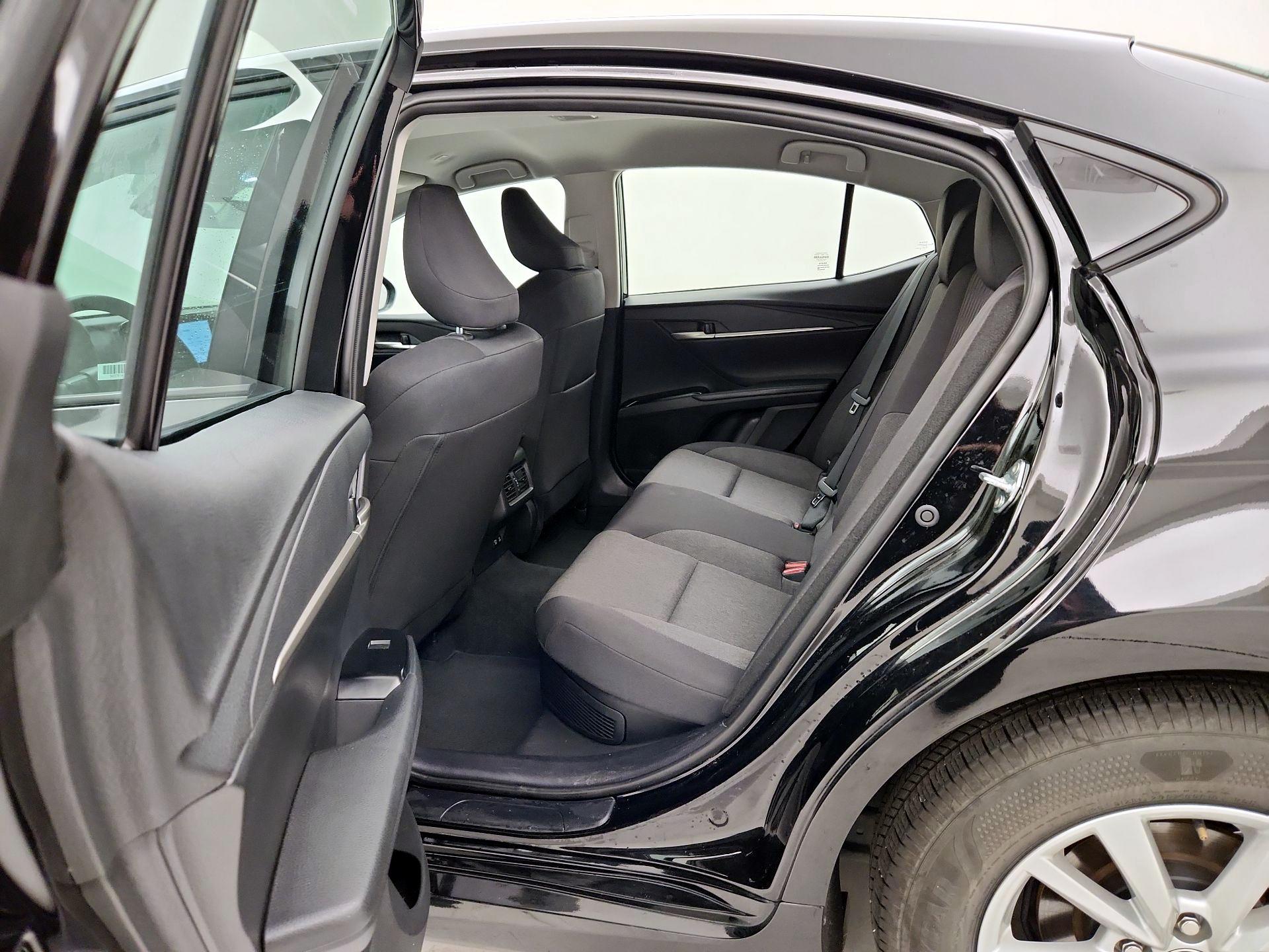 Thumbnail: 2025 Toyota Camry - 19