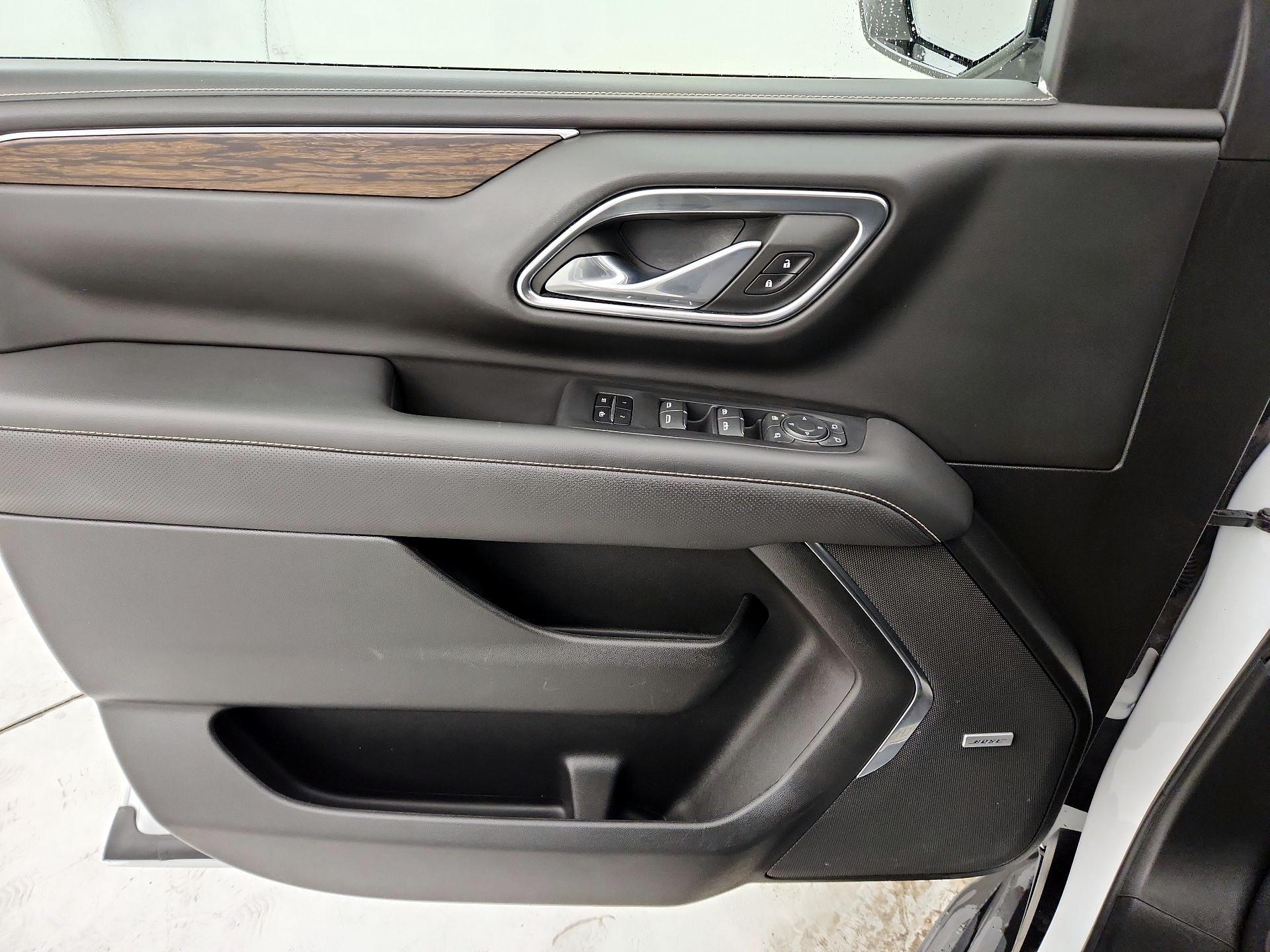Thumbnail: 2023 Chevrolet Suburban - 12