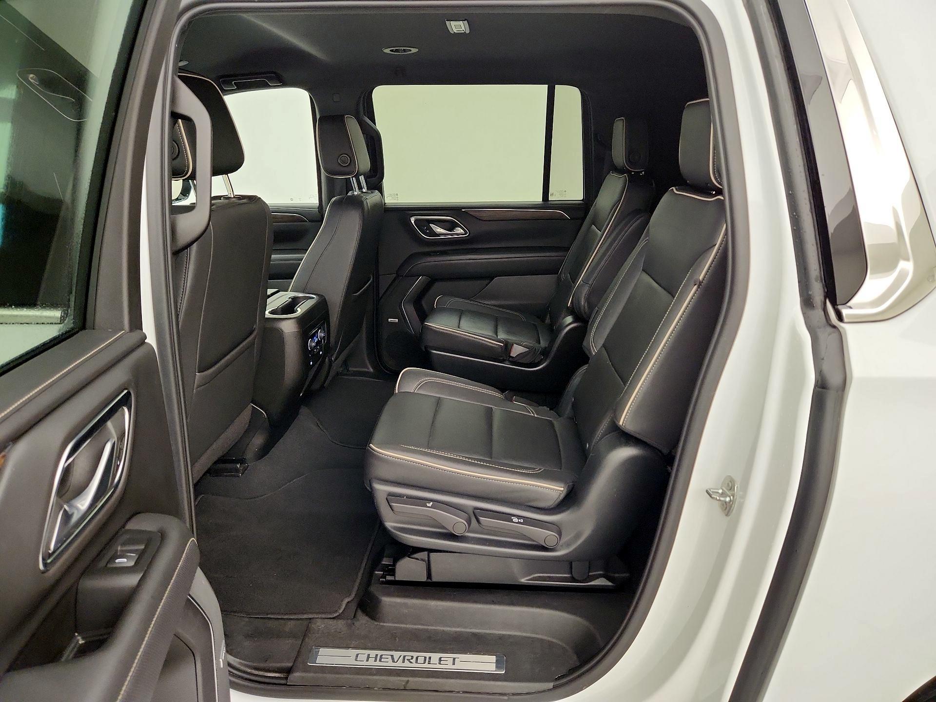 Thumbnail: 2023 Chevrolet Suburban - 19