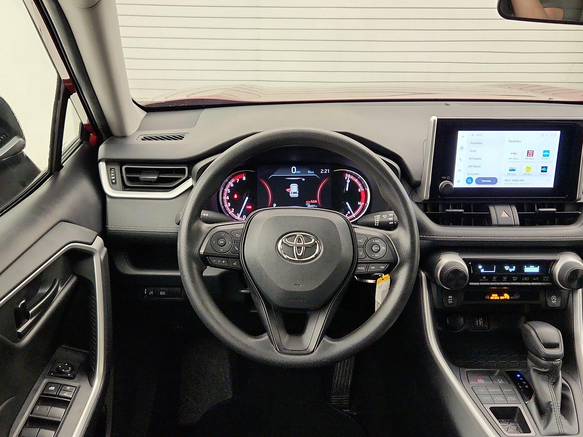 Thumbnail: 2024 Toyota RAV4 - 10