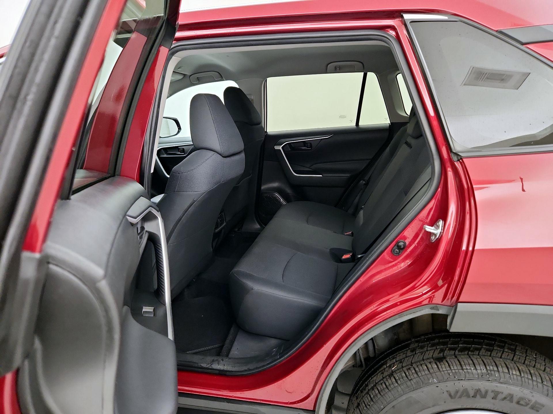 Thumbnail: 2024 Toyota RAV4 - 19