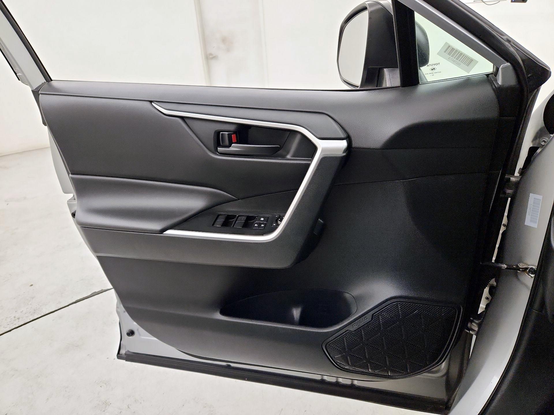 Thumbnail: 2024 Toyota RAV4 - 12