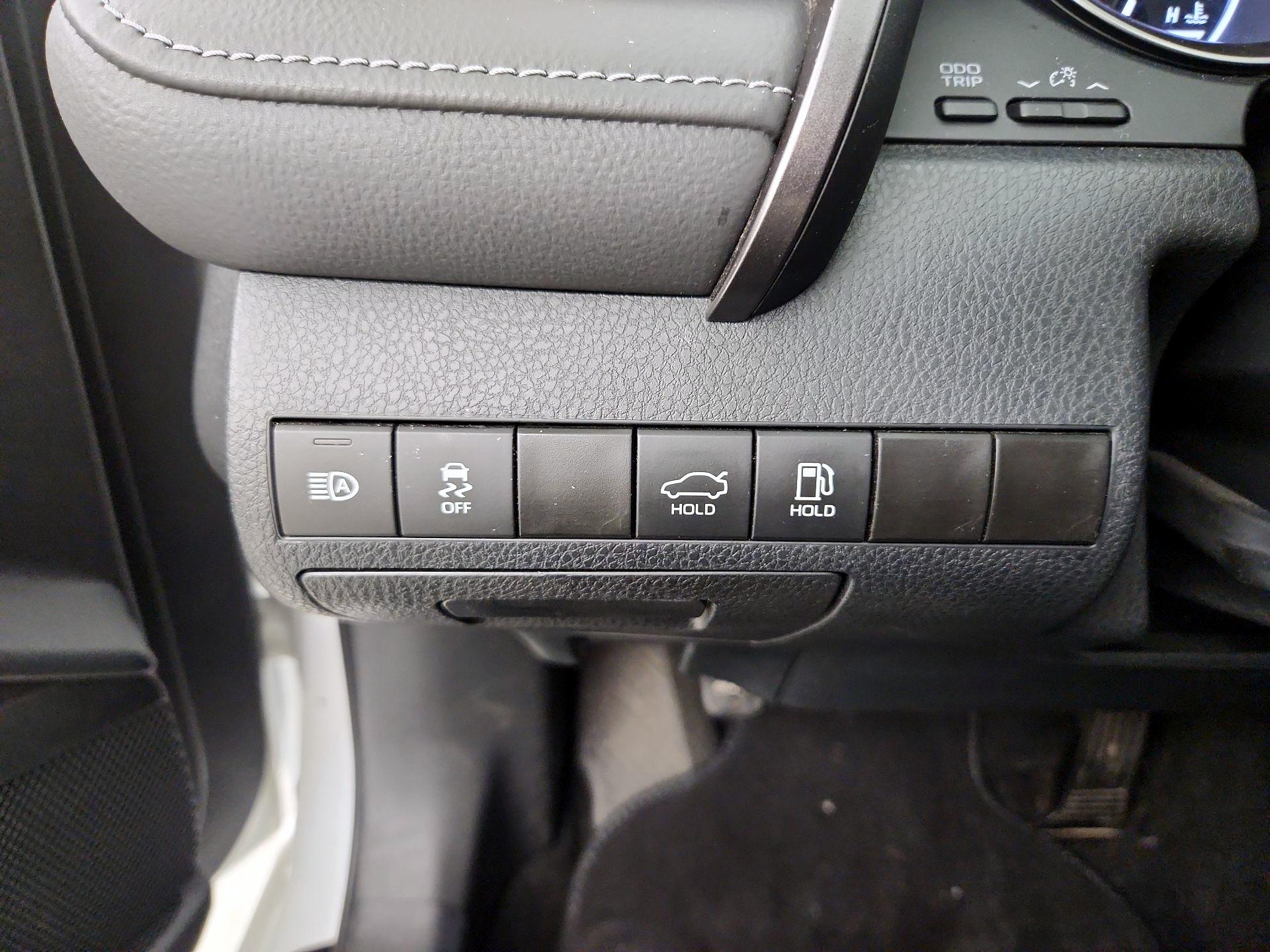 Thumbnail: 2024 Toyota Camry - 13