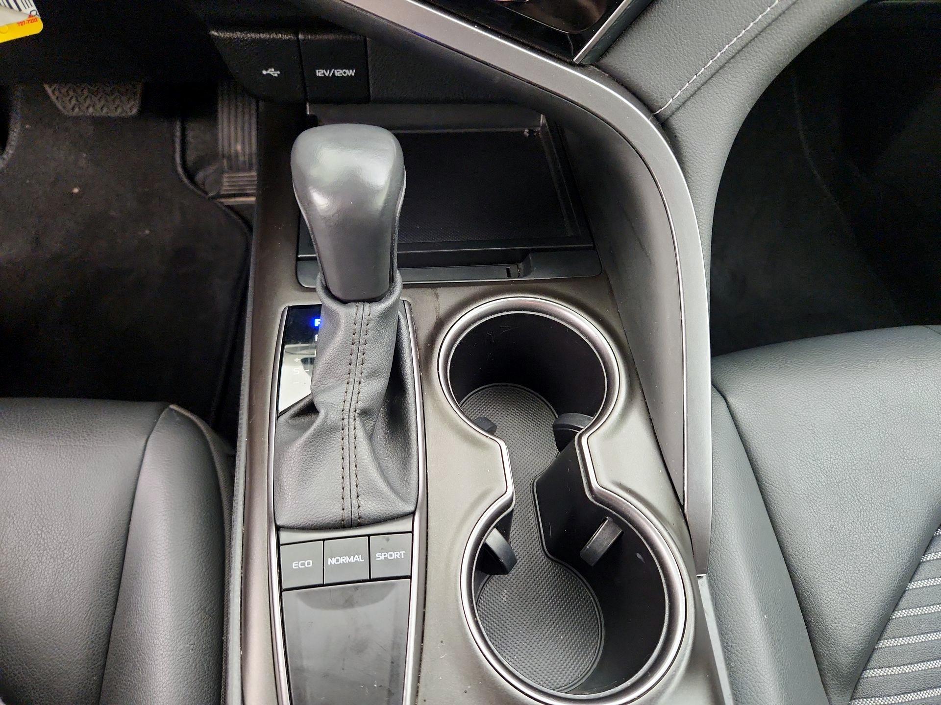 Thumbnail: 2024 Toyota Camry - 17