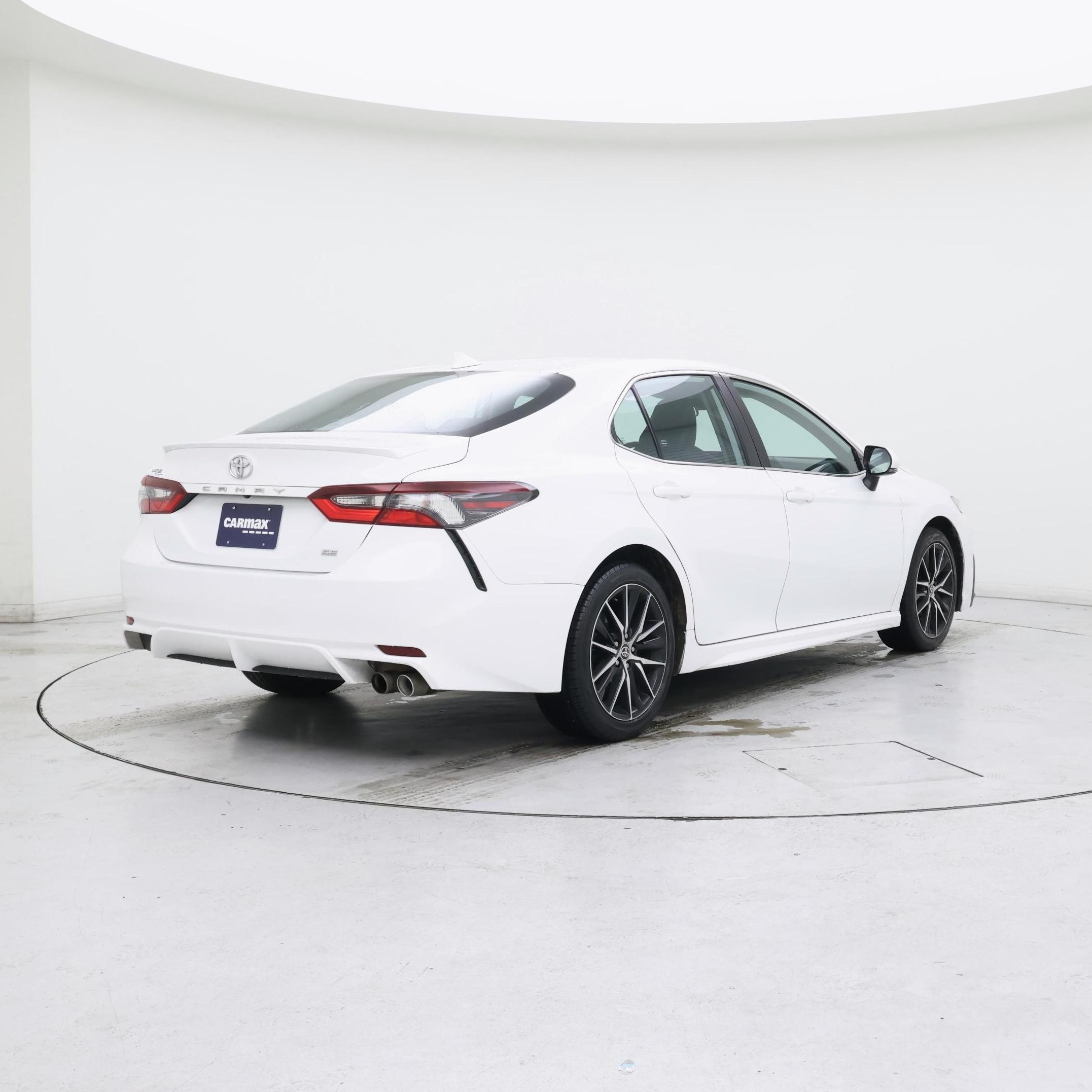 Thumbnail: 2024 Toyota Camry - 8