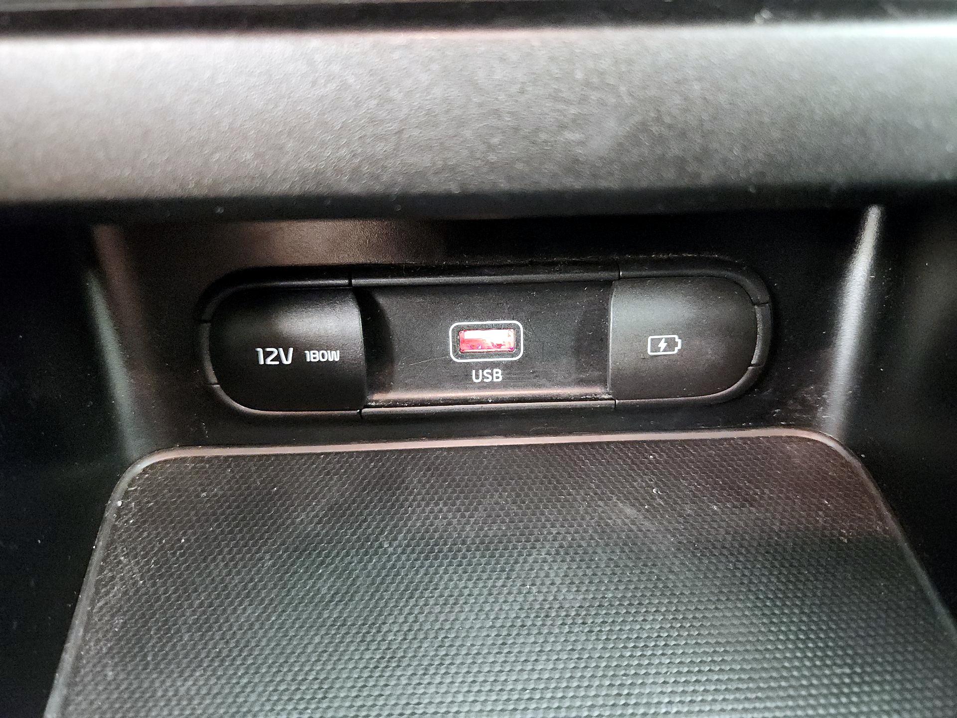 Thumbnail: 2024 Kia Forte - 18