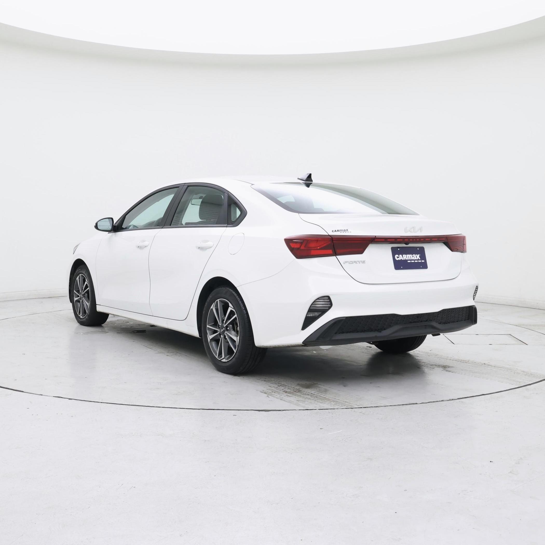 Thumbnail: 2024 Kia Forte - 2