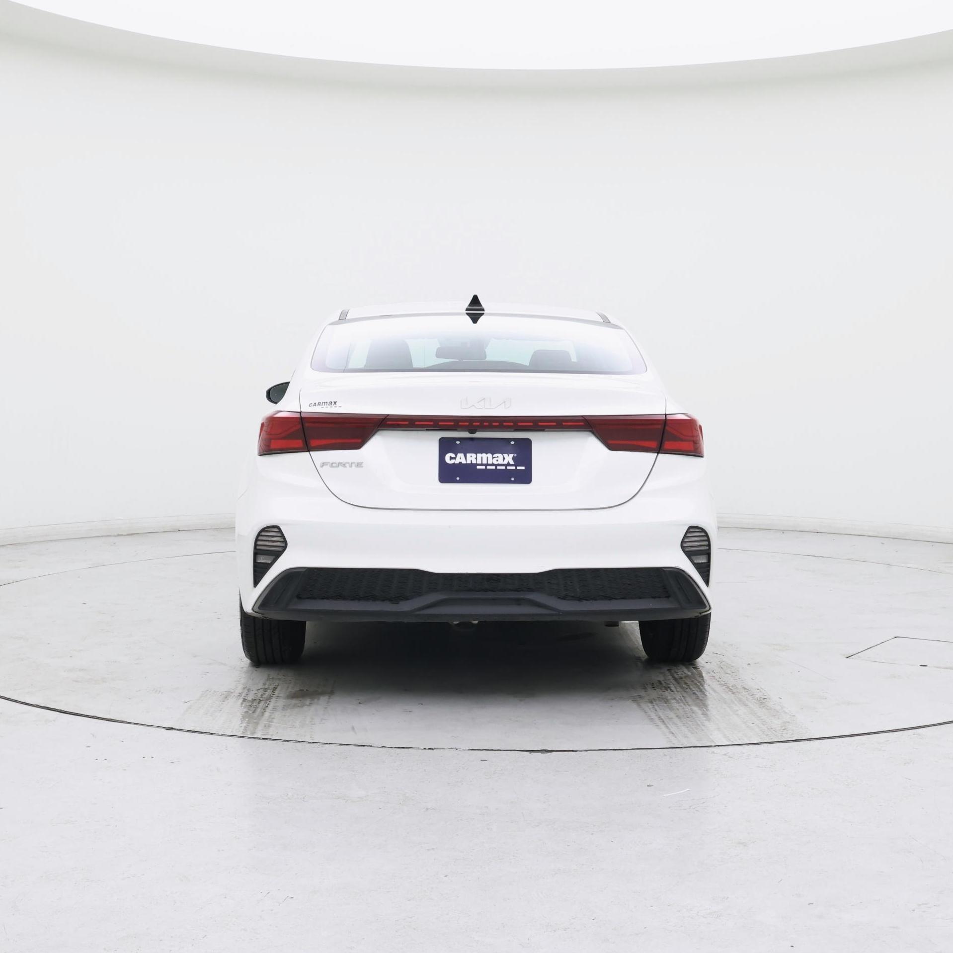 Thumbnail: 2024 Kia Forte - 6