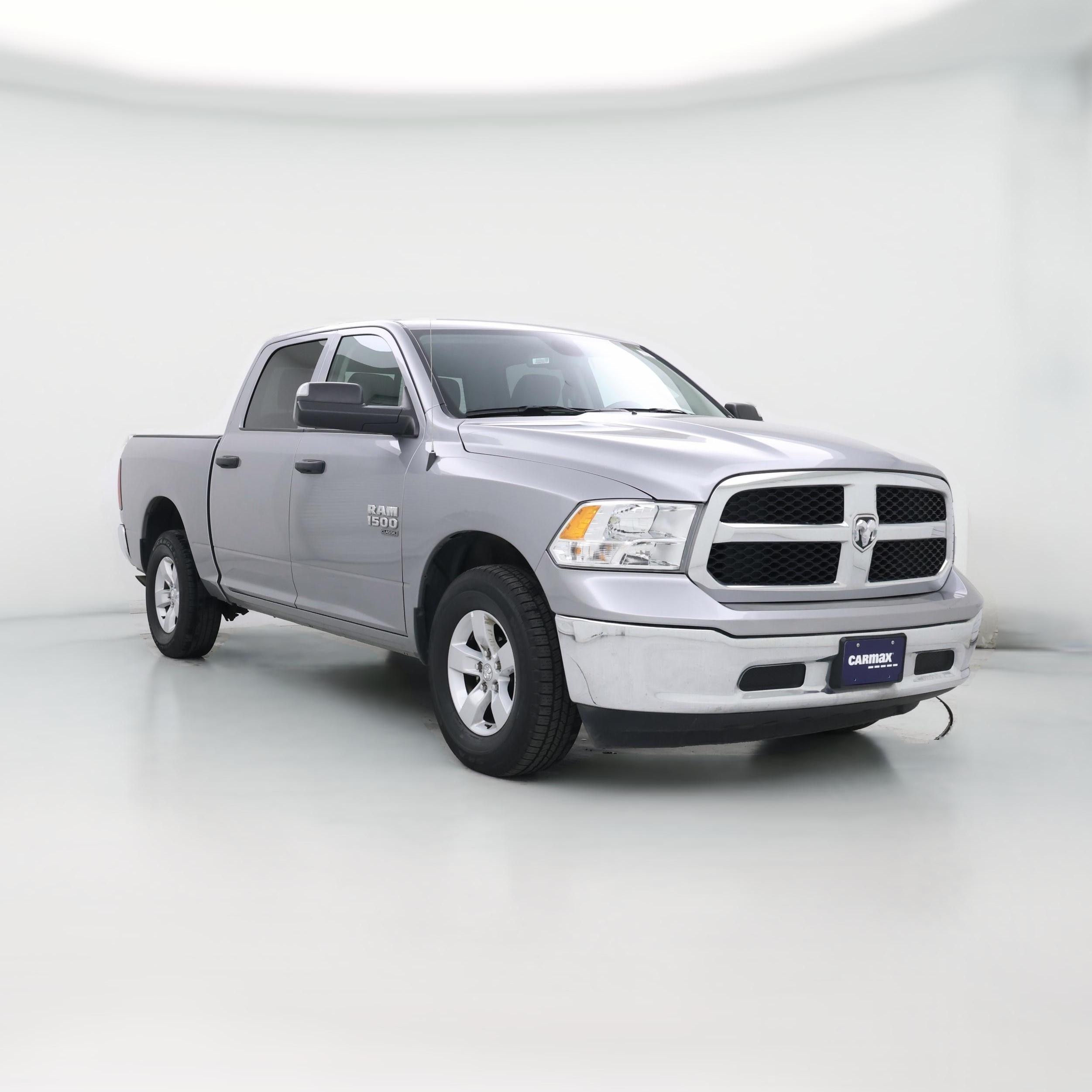 Thumbnail: 2023 RAM 1500 Classic - 1
