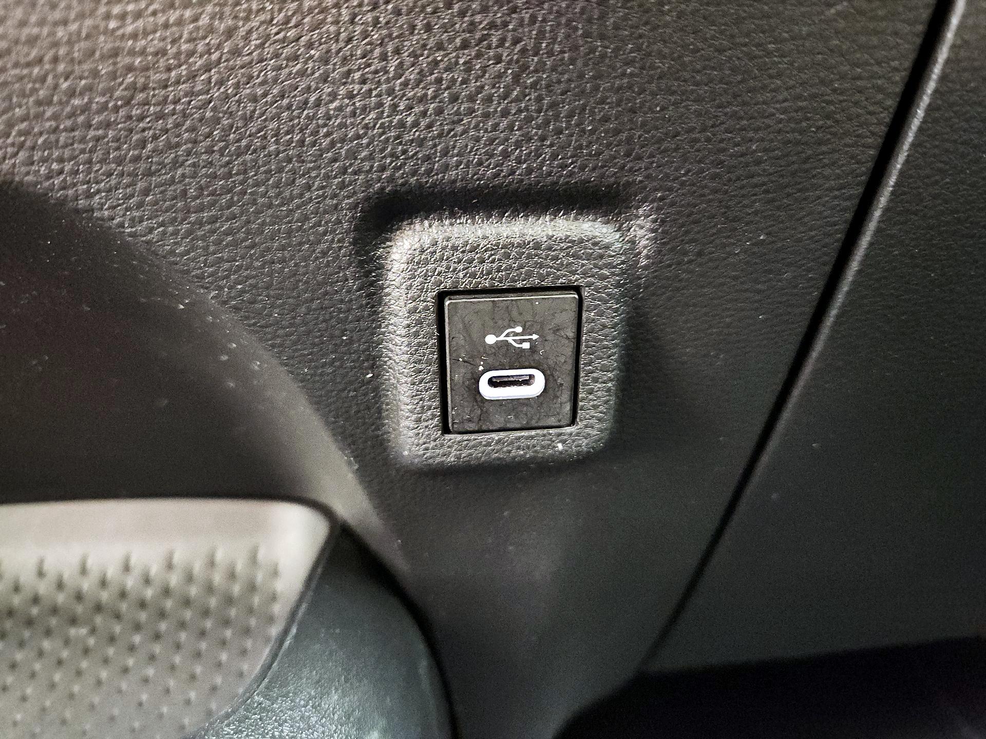 Thumbnail: 2024 Toyota Corolla - 18