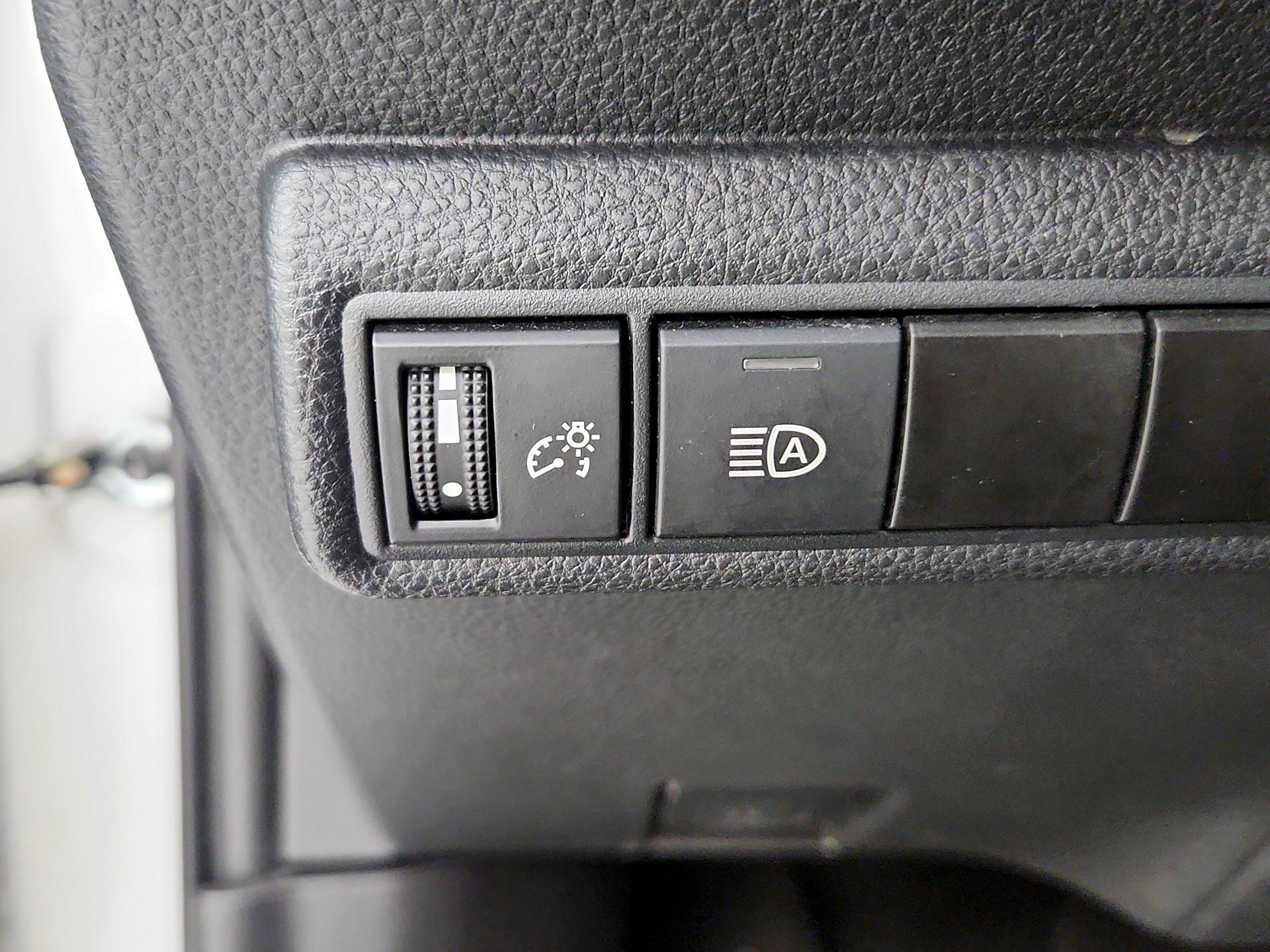 Thumbnail: 2024 Toyota Corolla - 13