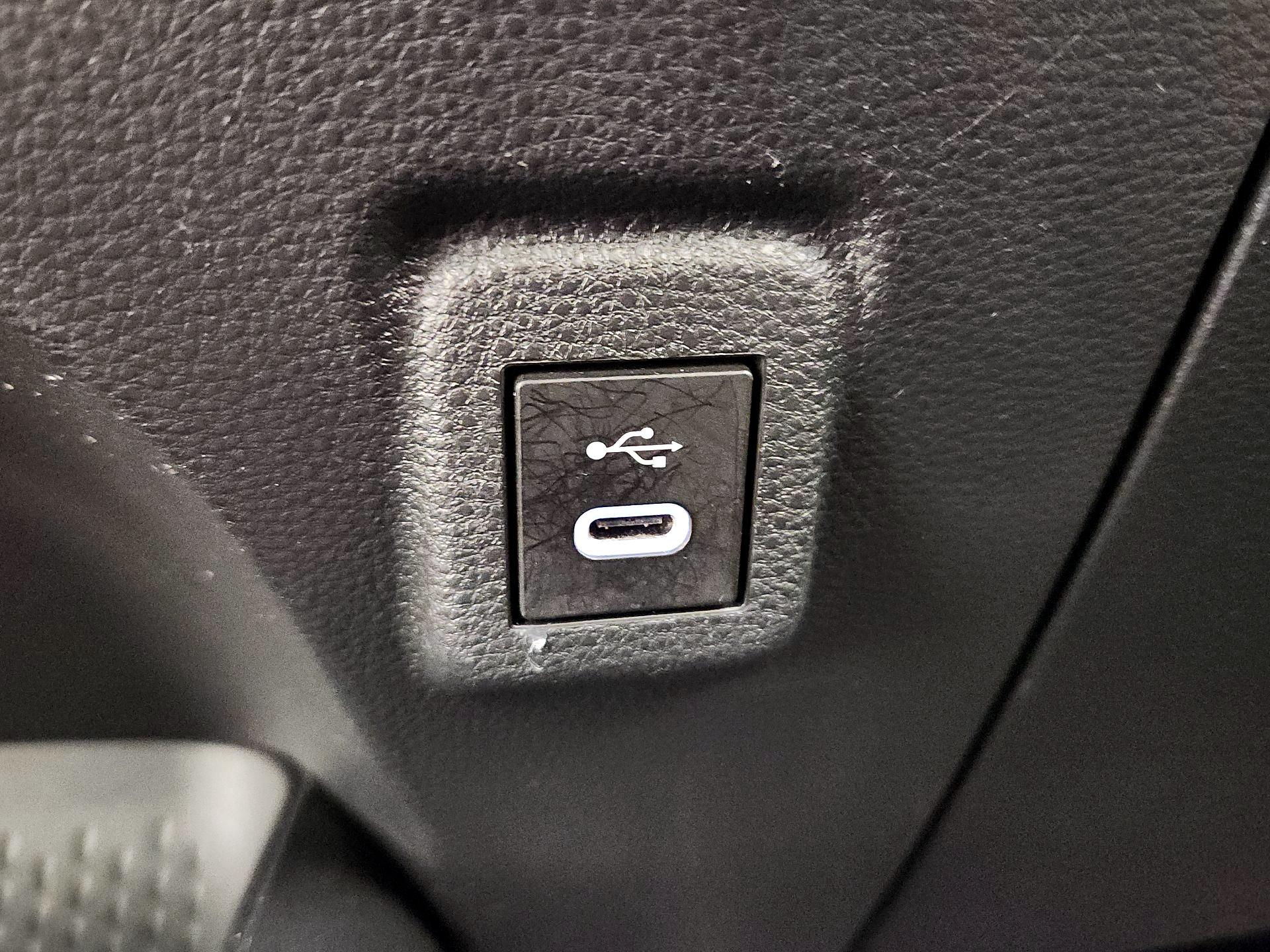 Thumbnail: 2024 Toyota Corolla - 18